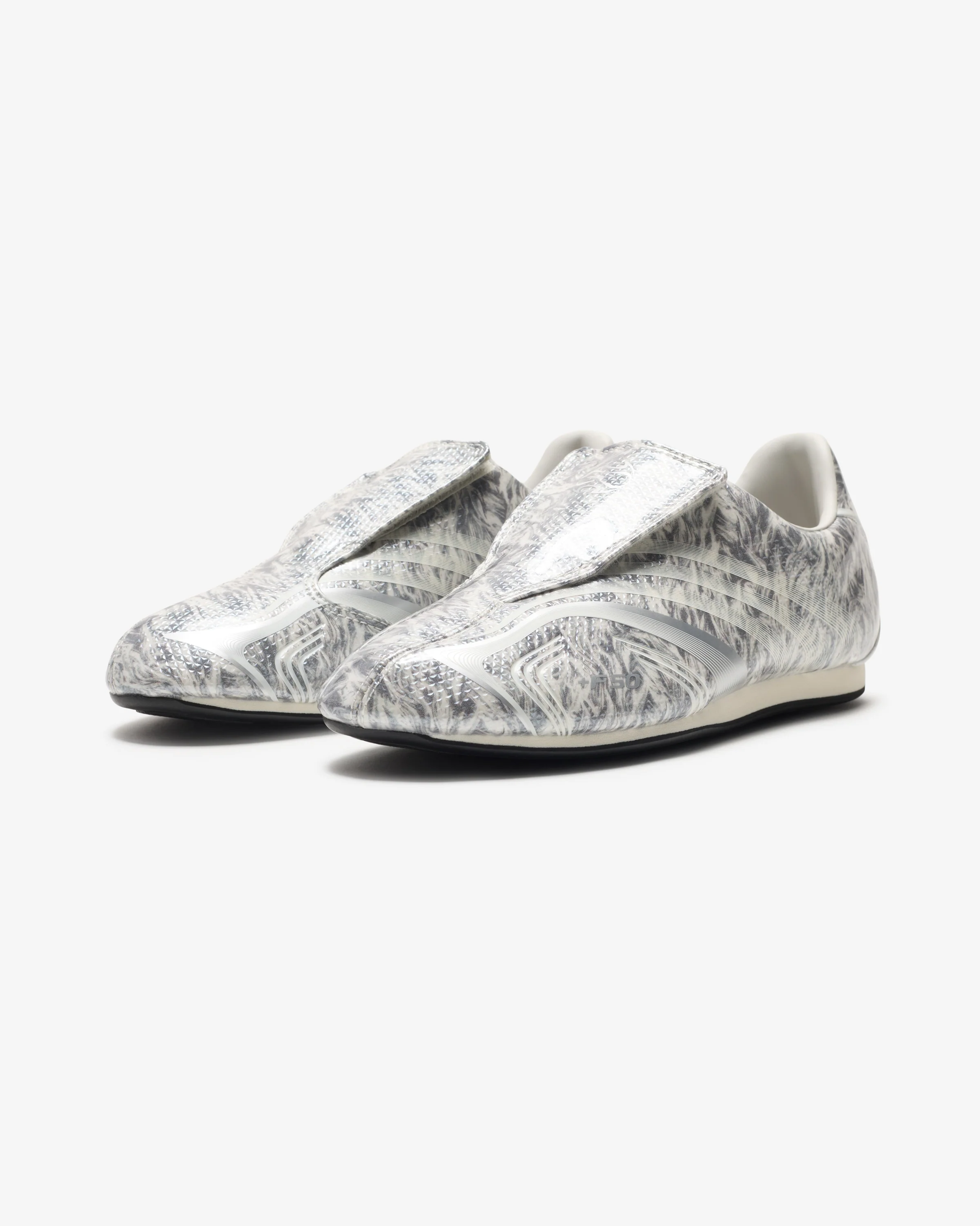 ADIDAS WMNS TAEKWONDO F50 - SILVMT/ GREONE/ GRETHR