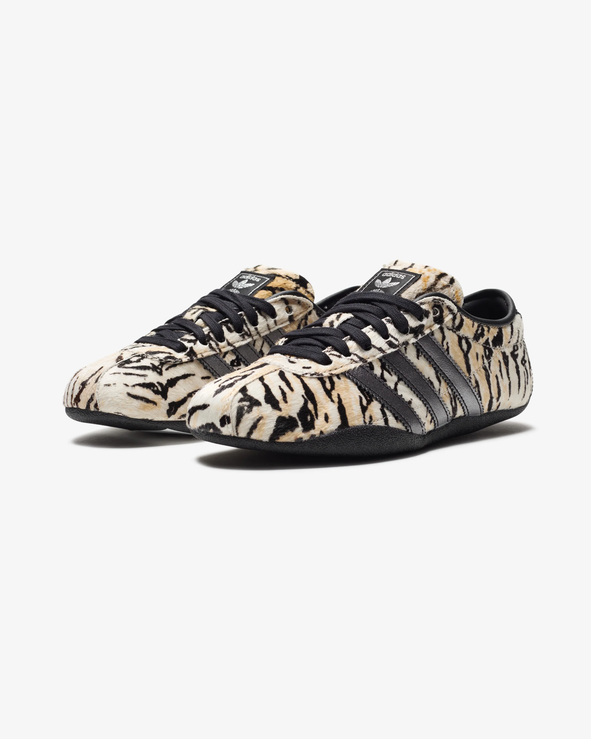 ADIDAS WMNS TOKYO - OWHITE/ CBLACK/ WONWHI