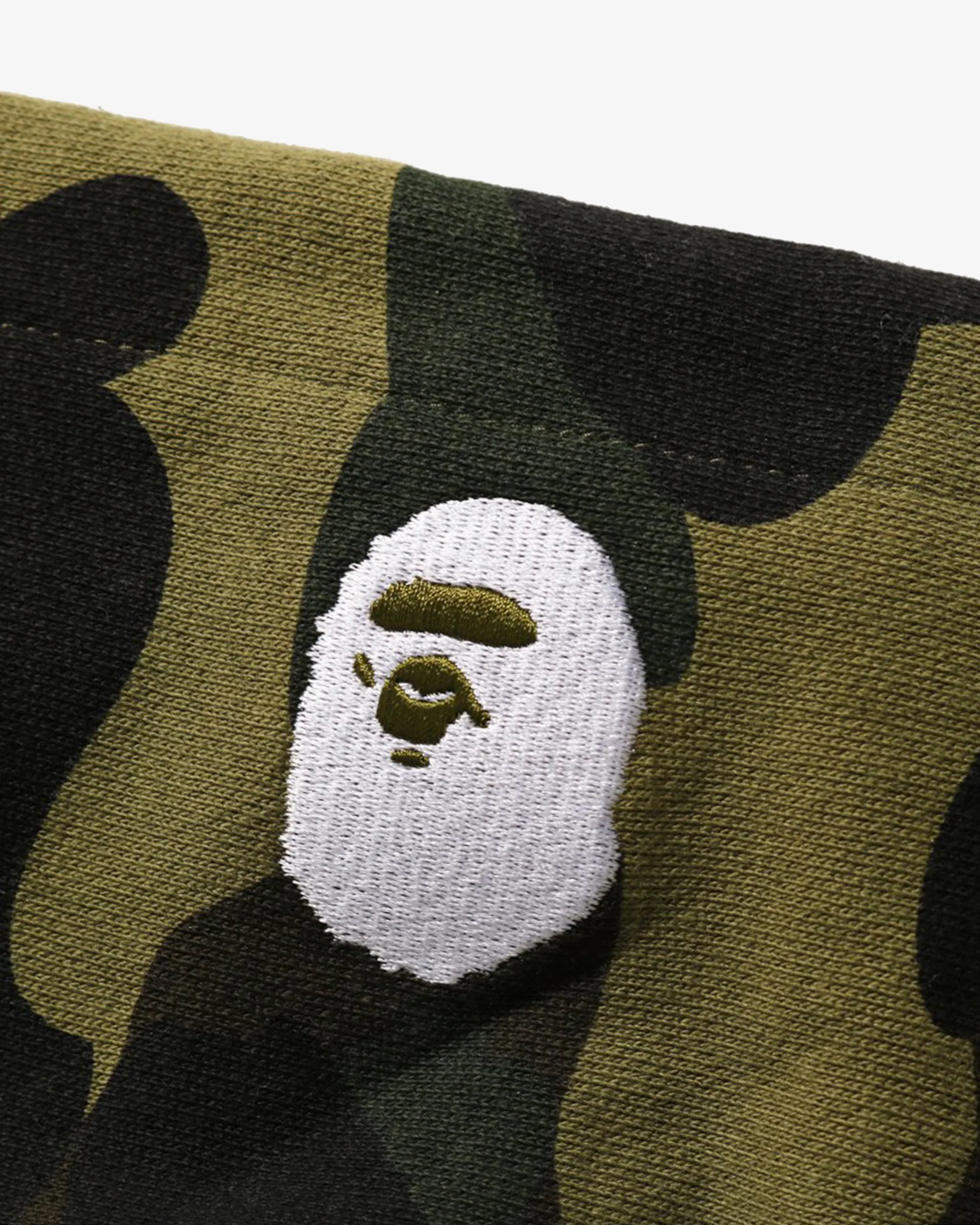 BAPE 1ST CAMO PULLOVER HOODIE - Image 3