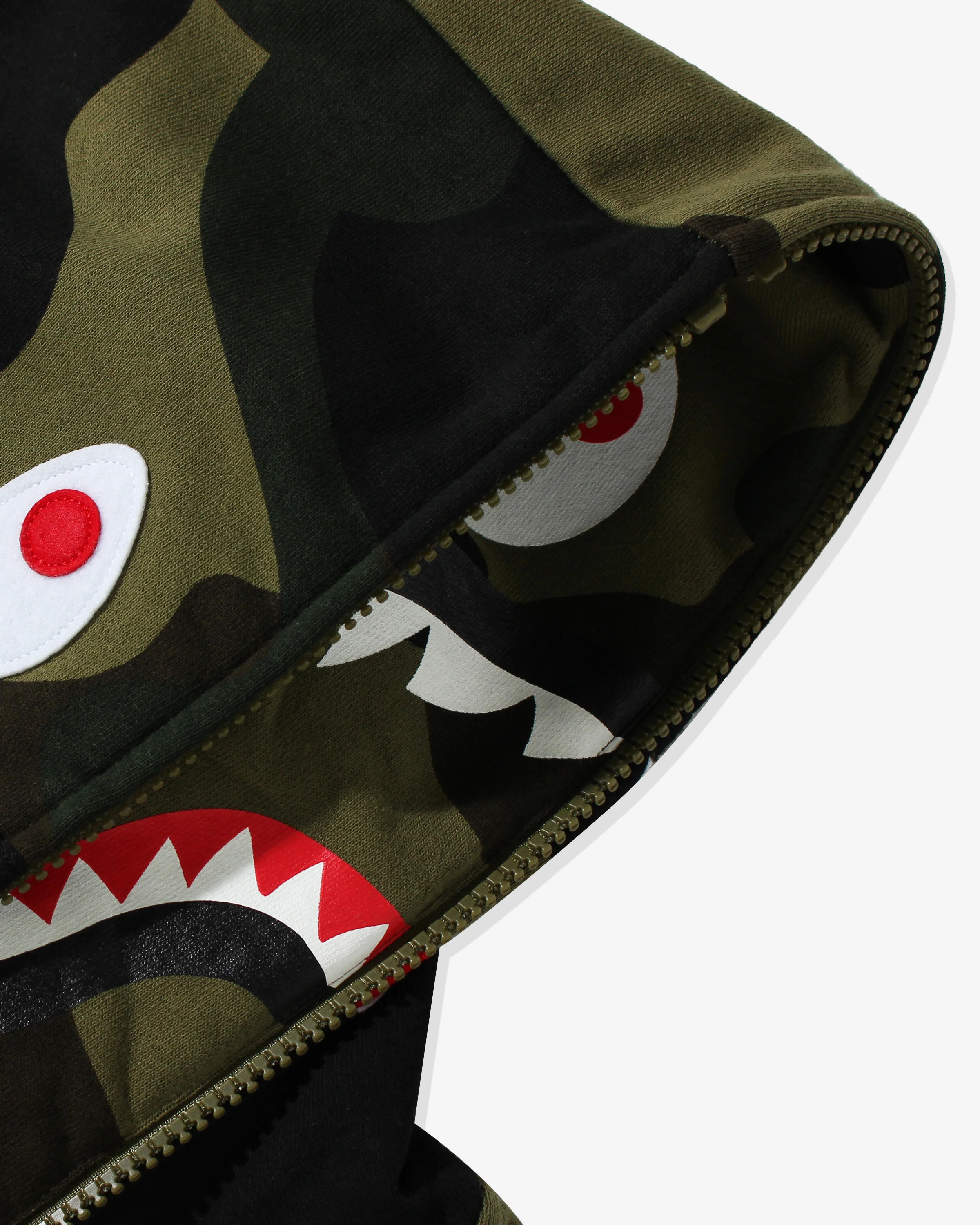 BAPE GIANT 1ST CAMO SHARK LOOSE FIT FULL ZIP - GREEN - Image 3