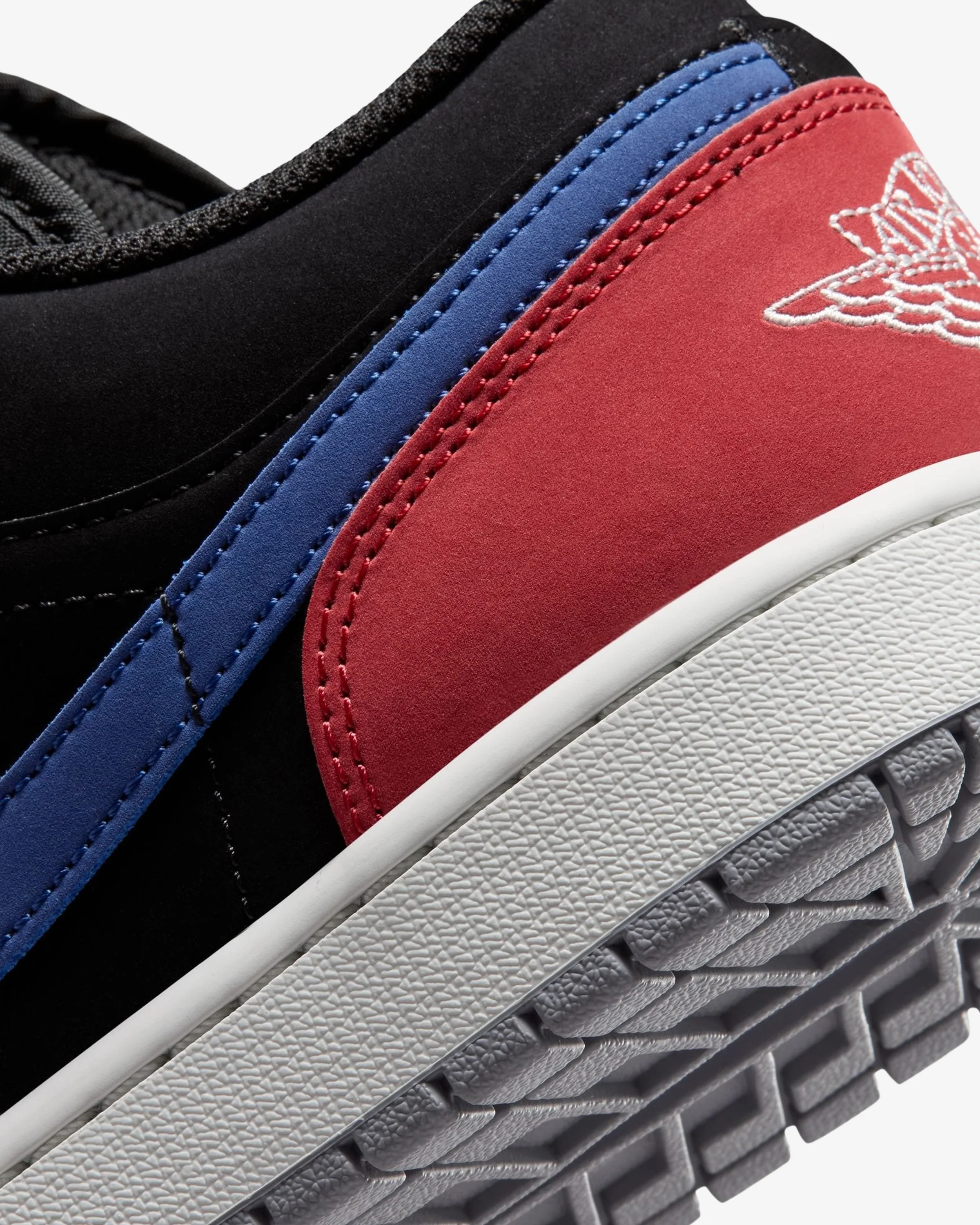JORDAN AJ 1 LOW - BLACK/ SUMMIT WHITE/ TRUE BLUE - Image 7