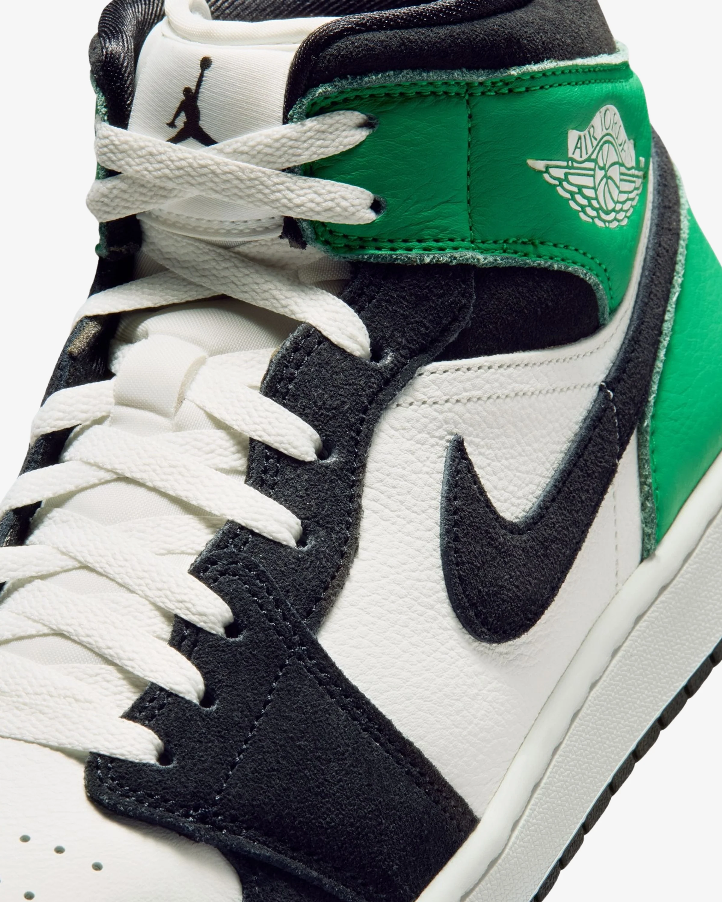 JORDAN AJ 1 MID SE - SUMMIT WHITE/ BLACK/ LUCKY GREEN - Image 6