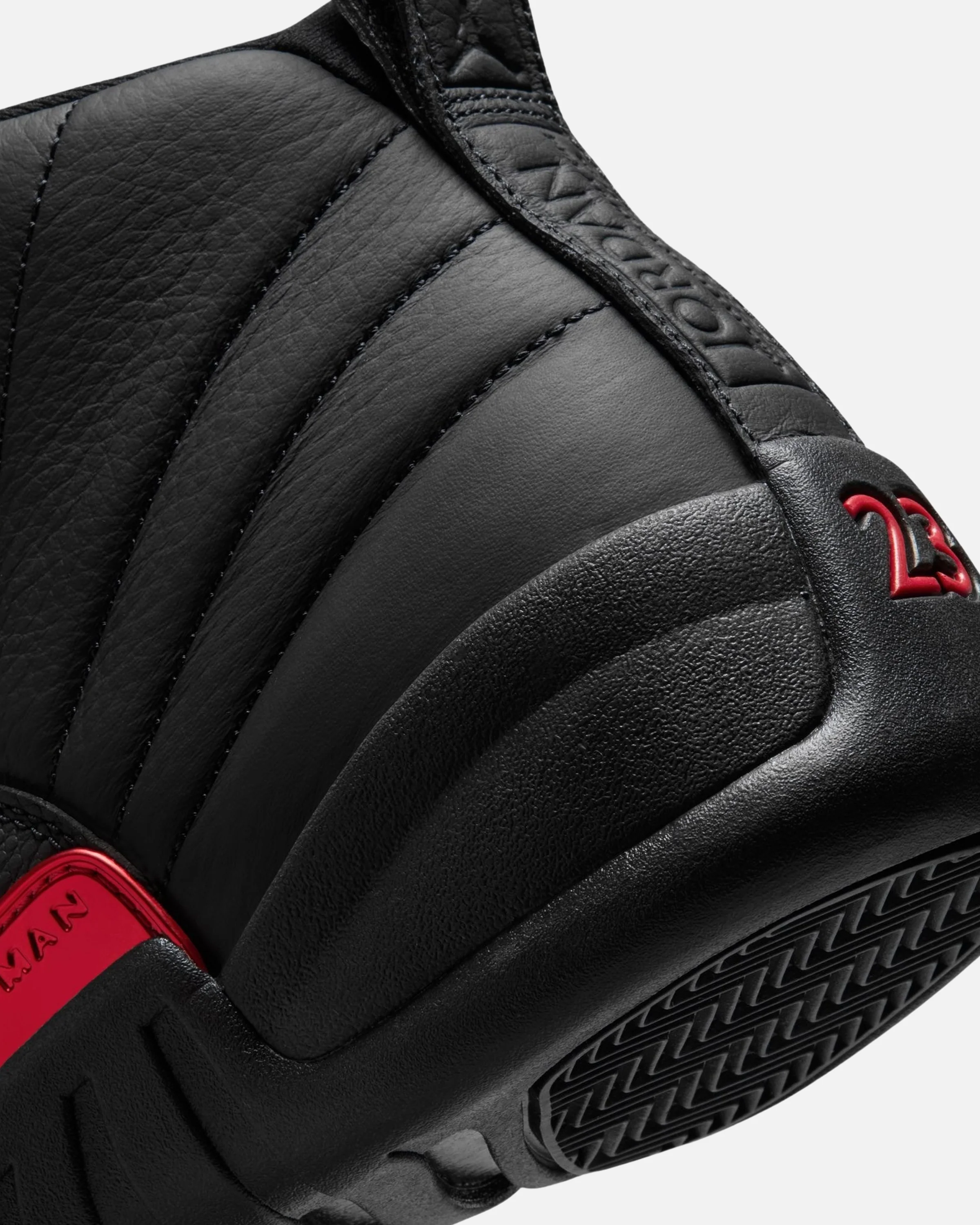 JORDAN AJ 12 RETRO - BLACK/ VARSITY RED - Image 7