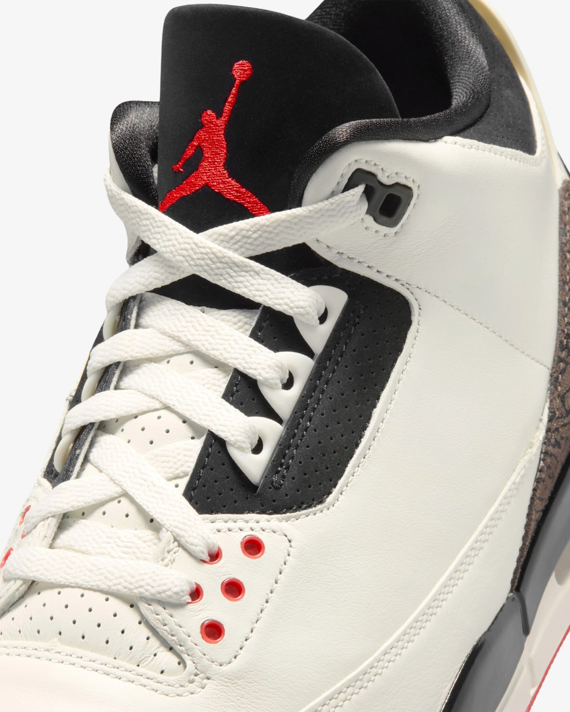 JORDAN AJ 3 RETRO - SAIL/ BLACK/ UNIVERSITY RED - Image 6