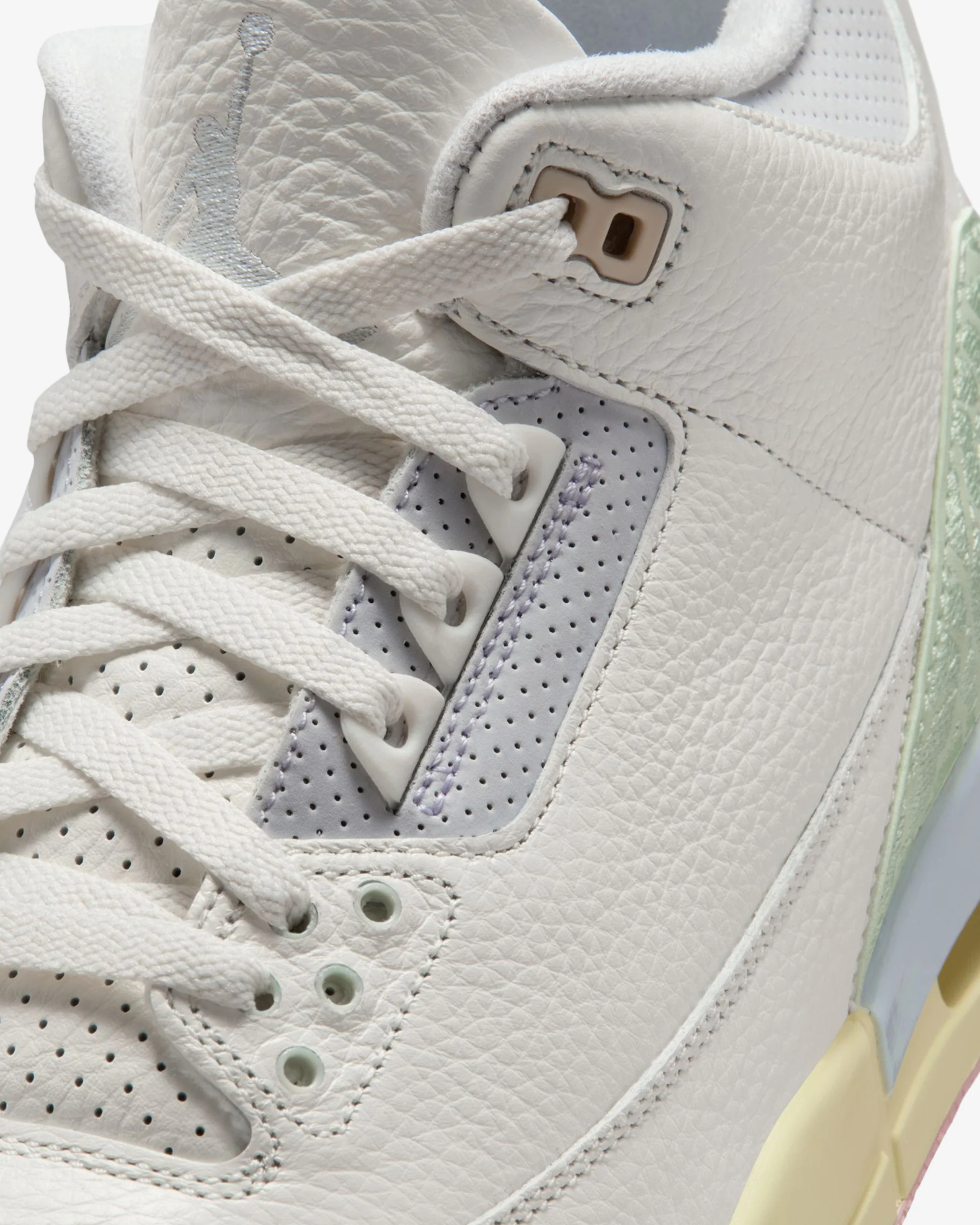 JORDAN AJ 3 RETRO - SAIL/ JADE AURA/ ICED CARMINE - Image 6