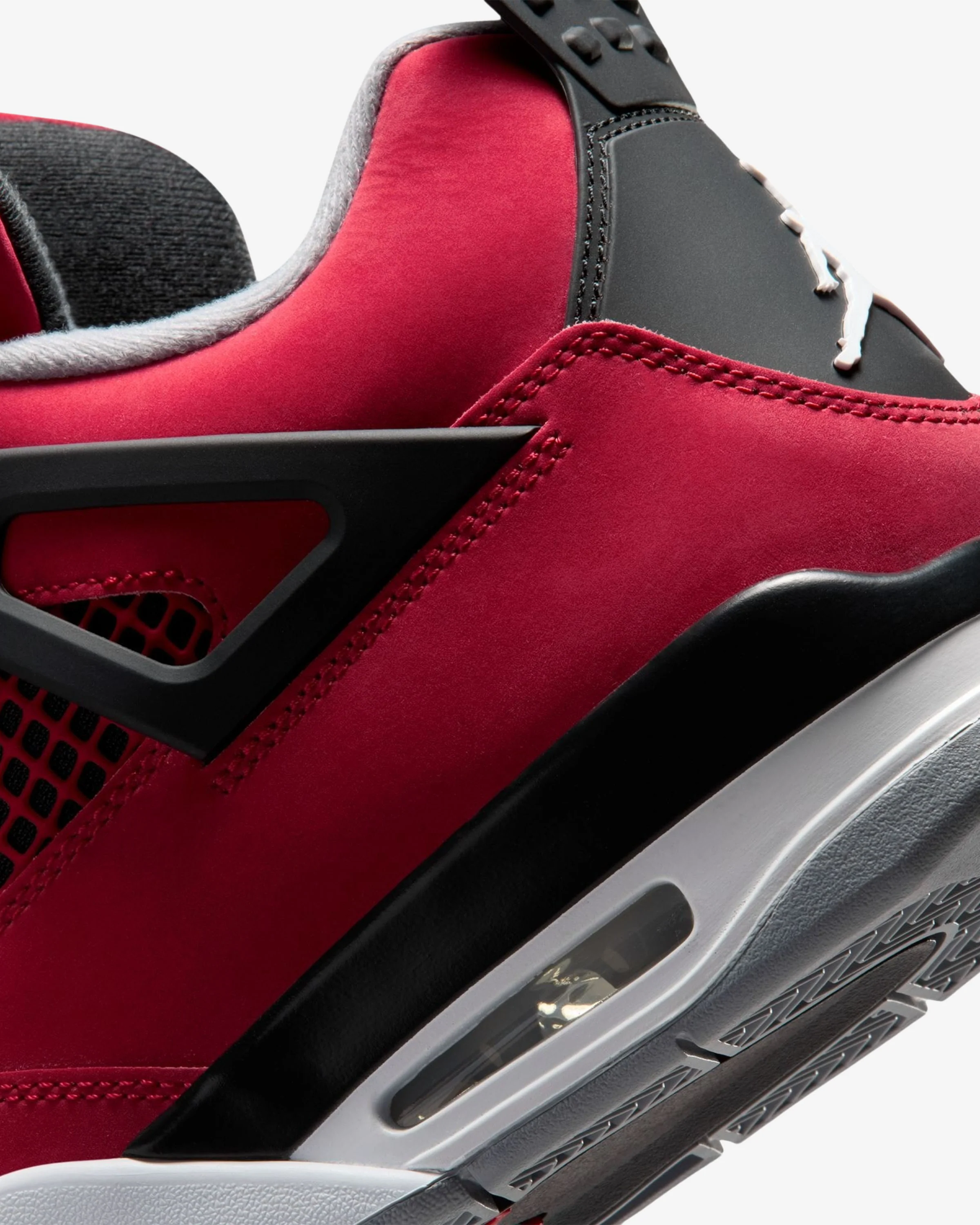 JORDAN AJ 4 RETRO - FIRE RED / WHITE / BLACK / CEMENT GREY - Image 7