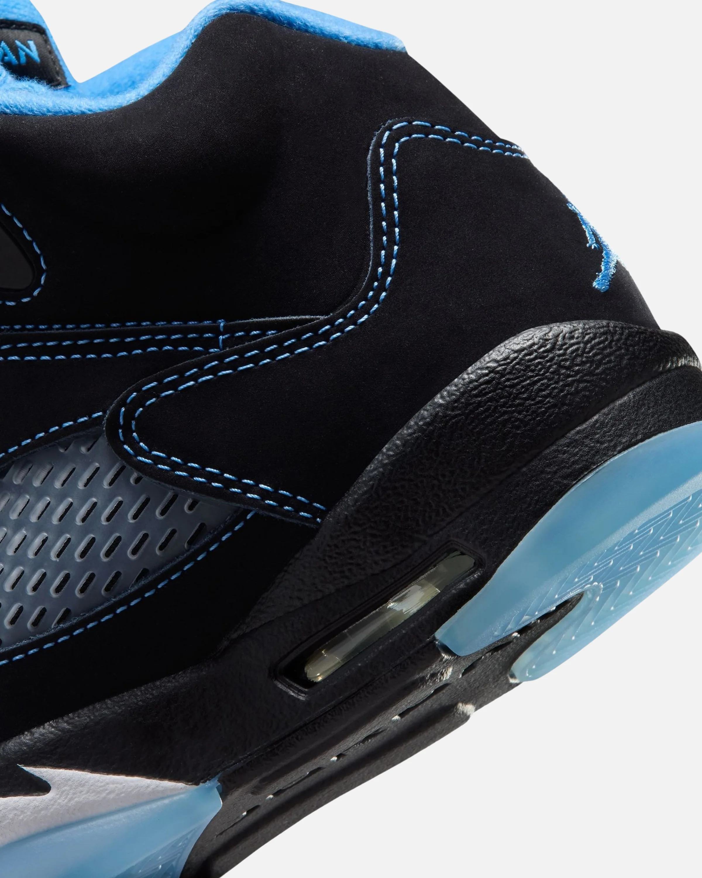 JORDAN GS AJ 5 RETRO - BLACK/ UNIVERSITY BLUE/ WHITE - Image 7