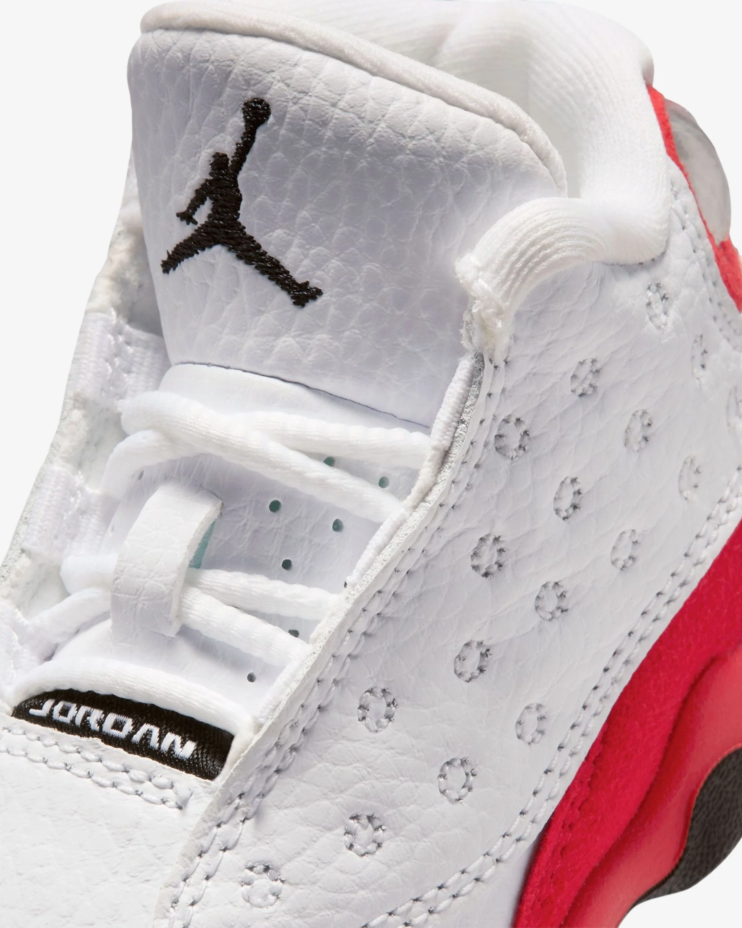 JORDAN TD AJ 13 RETRO - WHITE/BLACK/ TRUE RED - Image 6