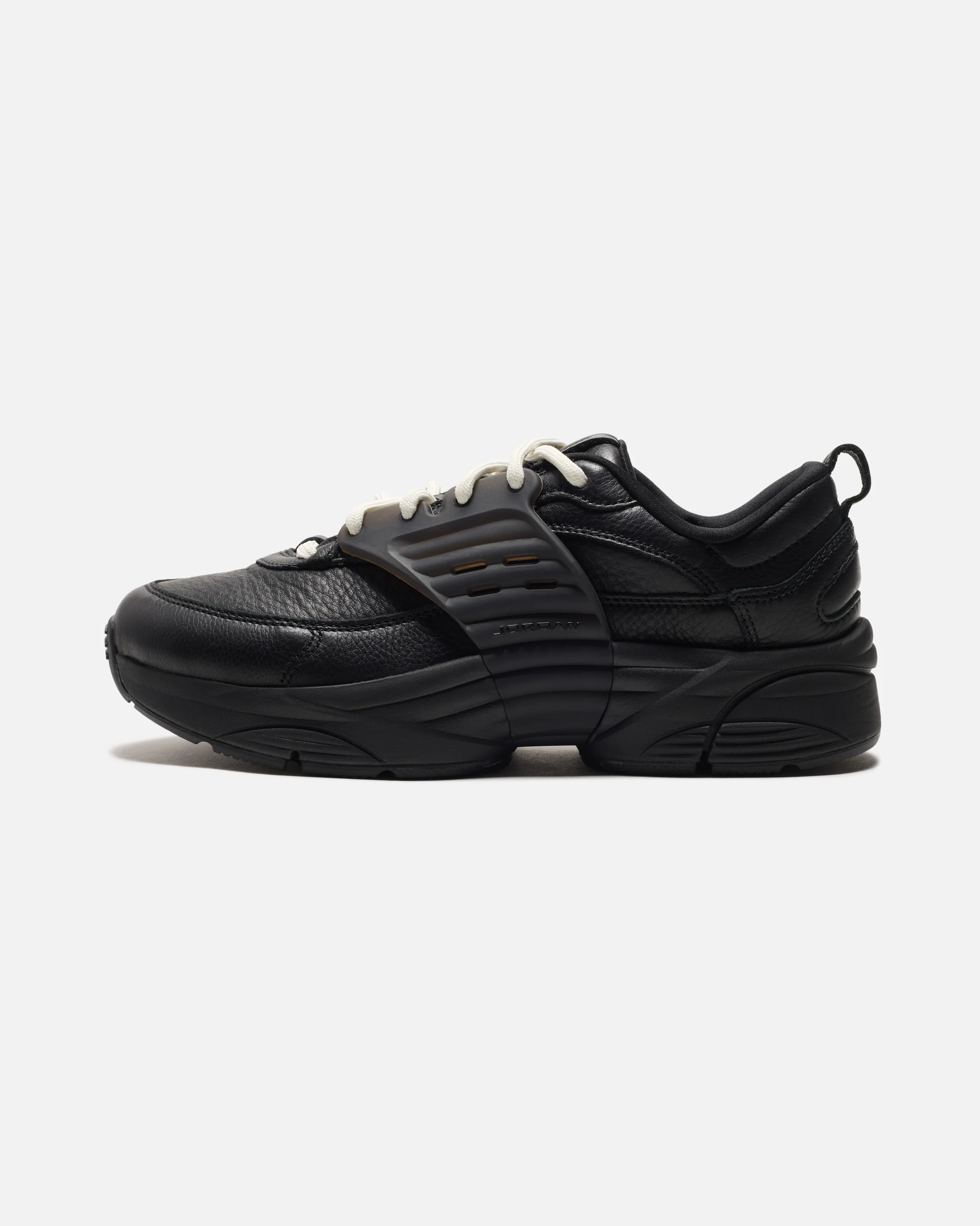 JORDAN TRUNNER O/S SP - BLACK/ SAIL - Image 2
