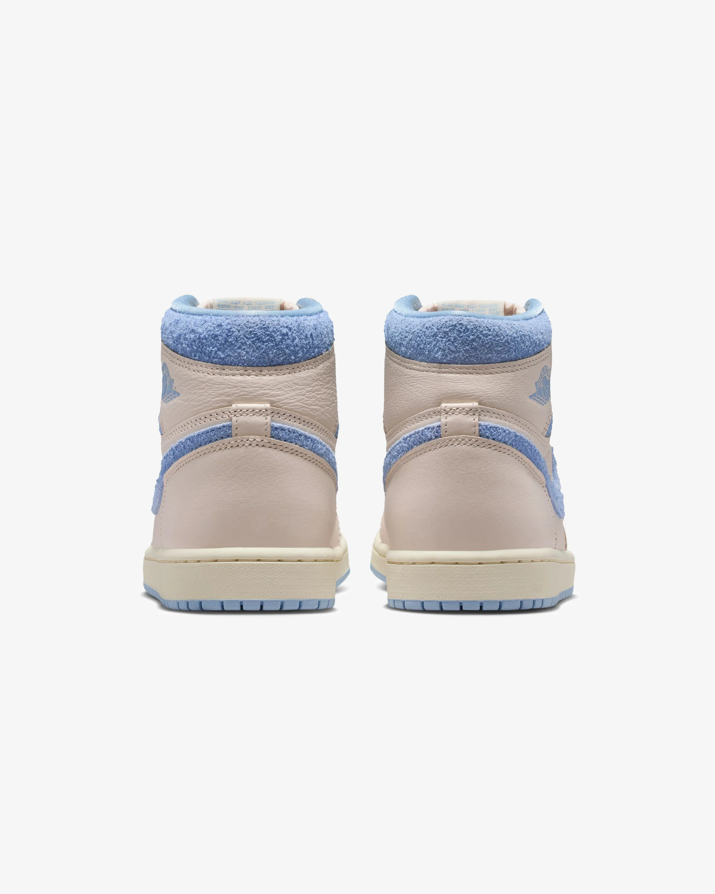 JORDAN WMNS AJ 1 RETRO HIGH OG - PALE IVORY/ PSYCHIC BLUE - Image 3