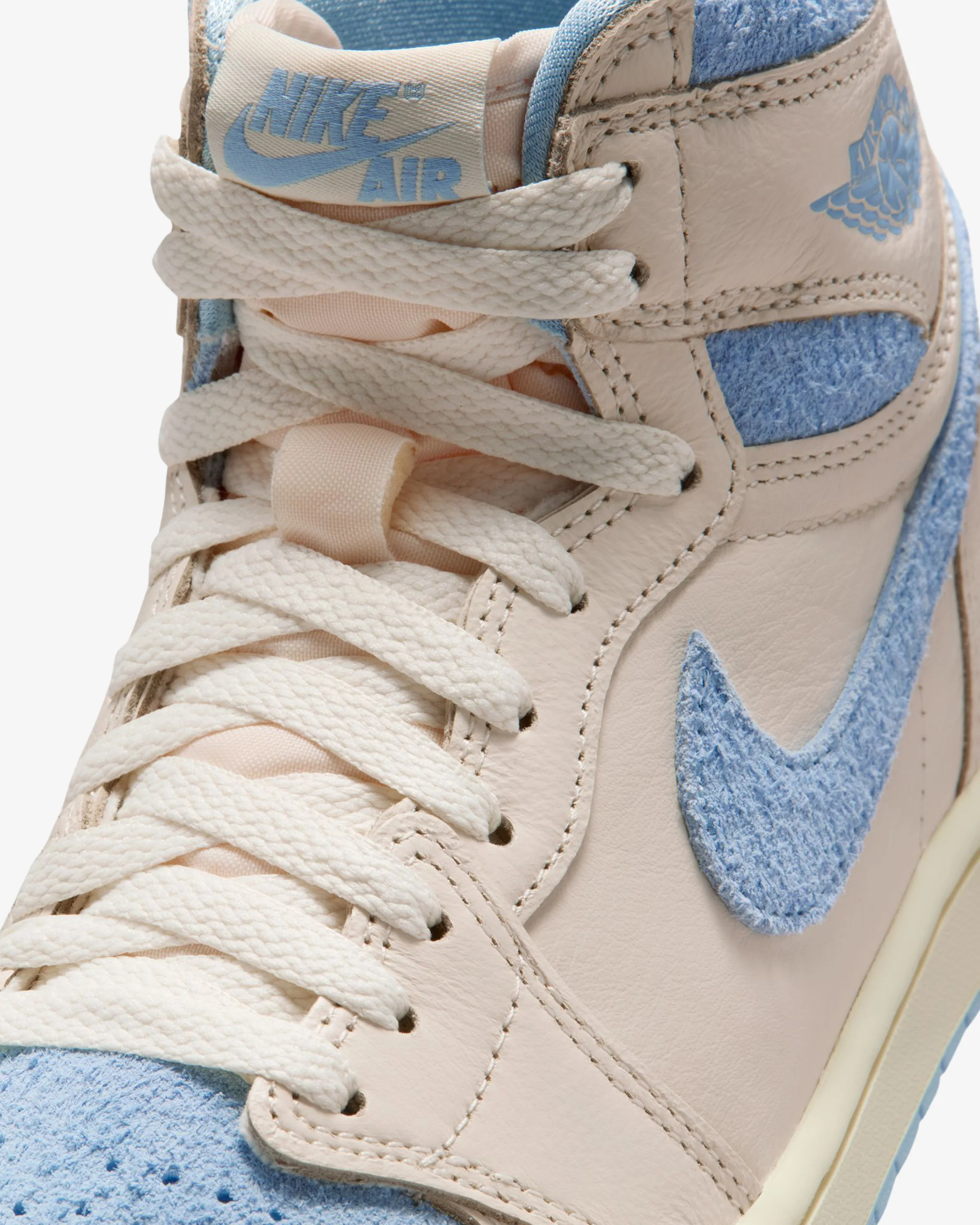 JORDAN WMNS AJ 1 RETRO HIGH OG - PALE IVORY/ PSYCHIC BLUE - Image 7