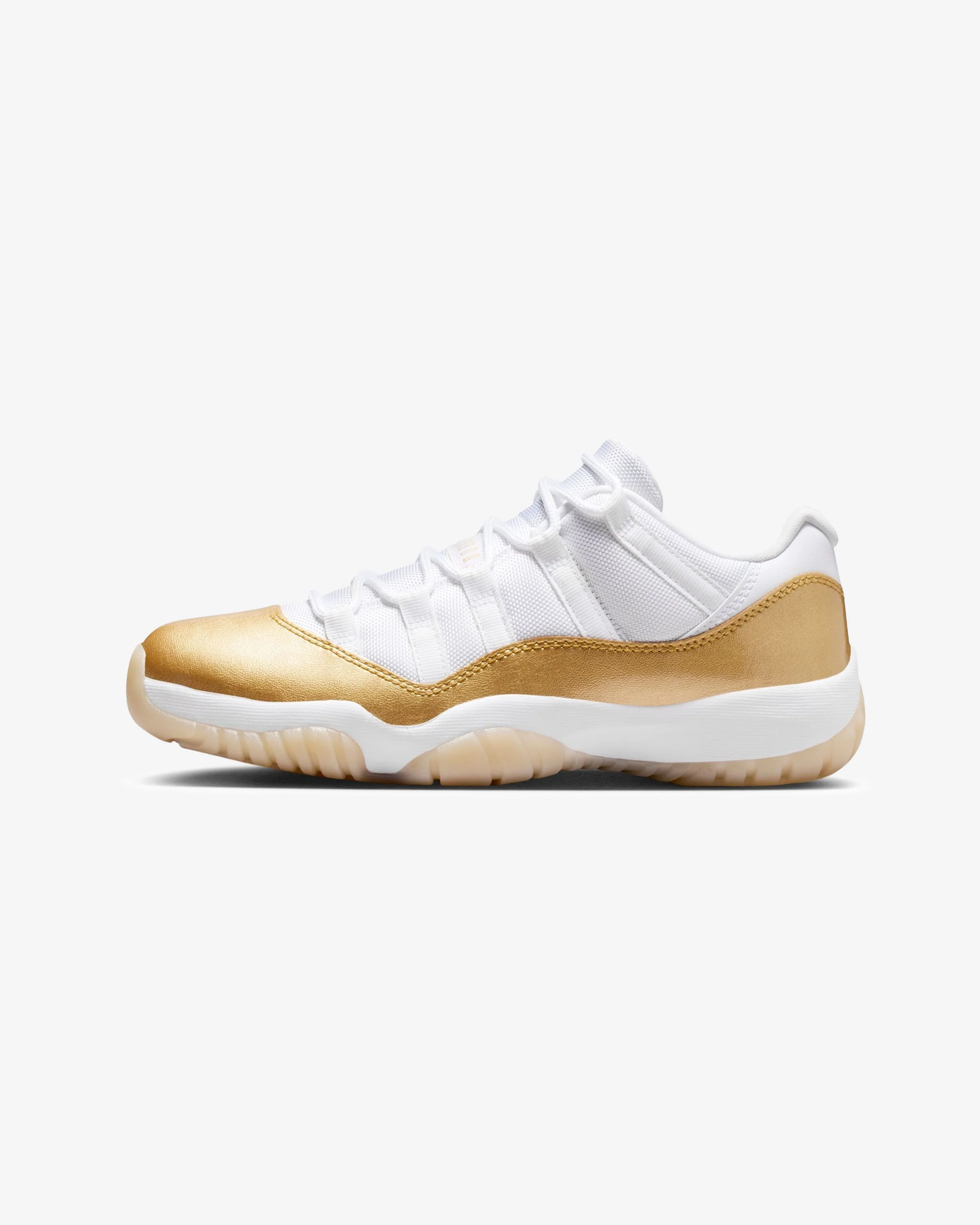 JORDAN WMNS AJ 11 RETRO LOW - WHITE/ METALLIC GOLD - Image 2