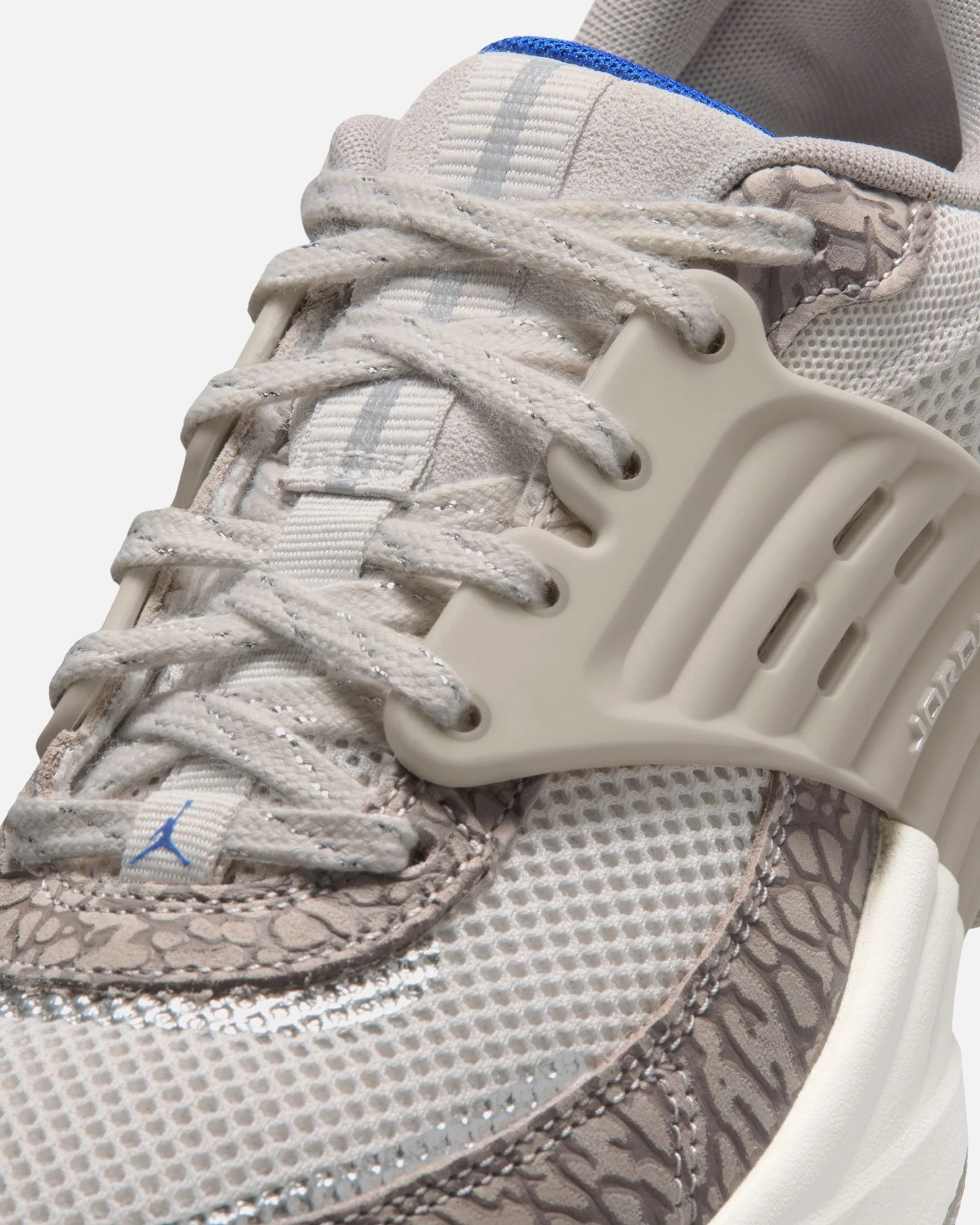 JORDAN WMNS TRUNNER O/S - GAMMA GREY/ OLD ROYAL - Image 6