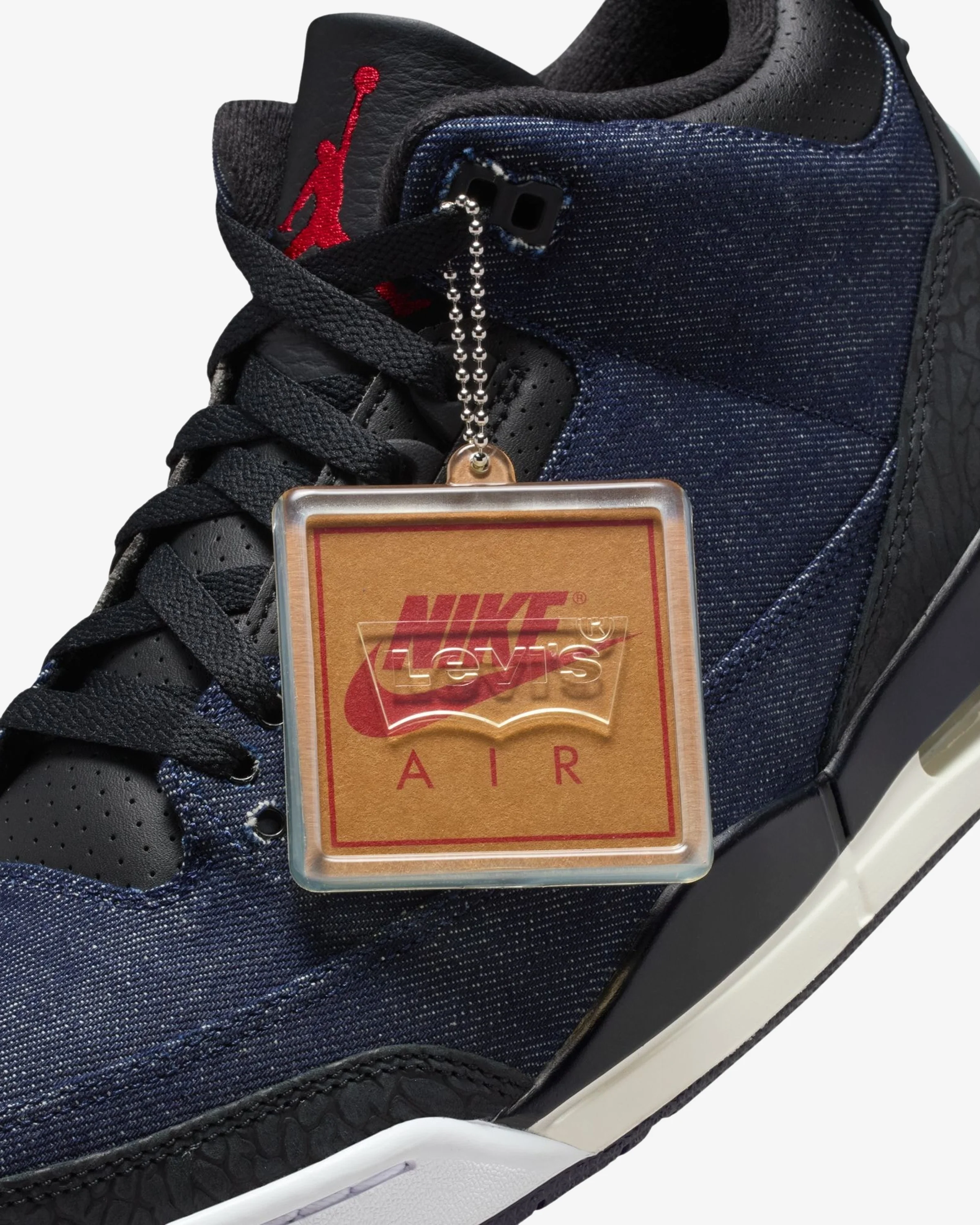 JORDAN X LEVI'S® AJ 3 RETRO - INDIGO/ GYM RED - Image 10