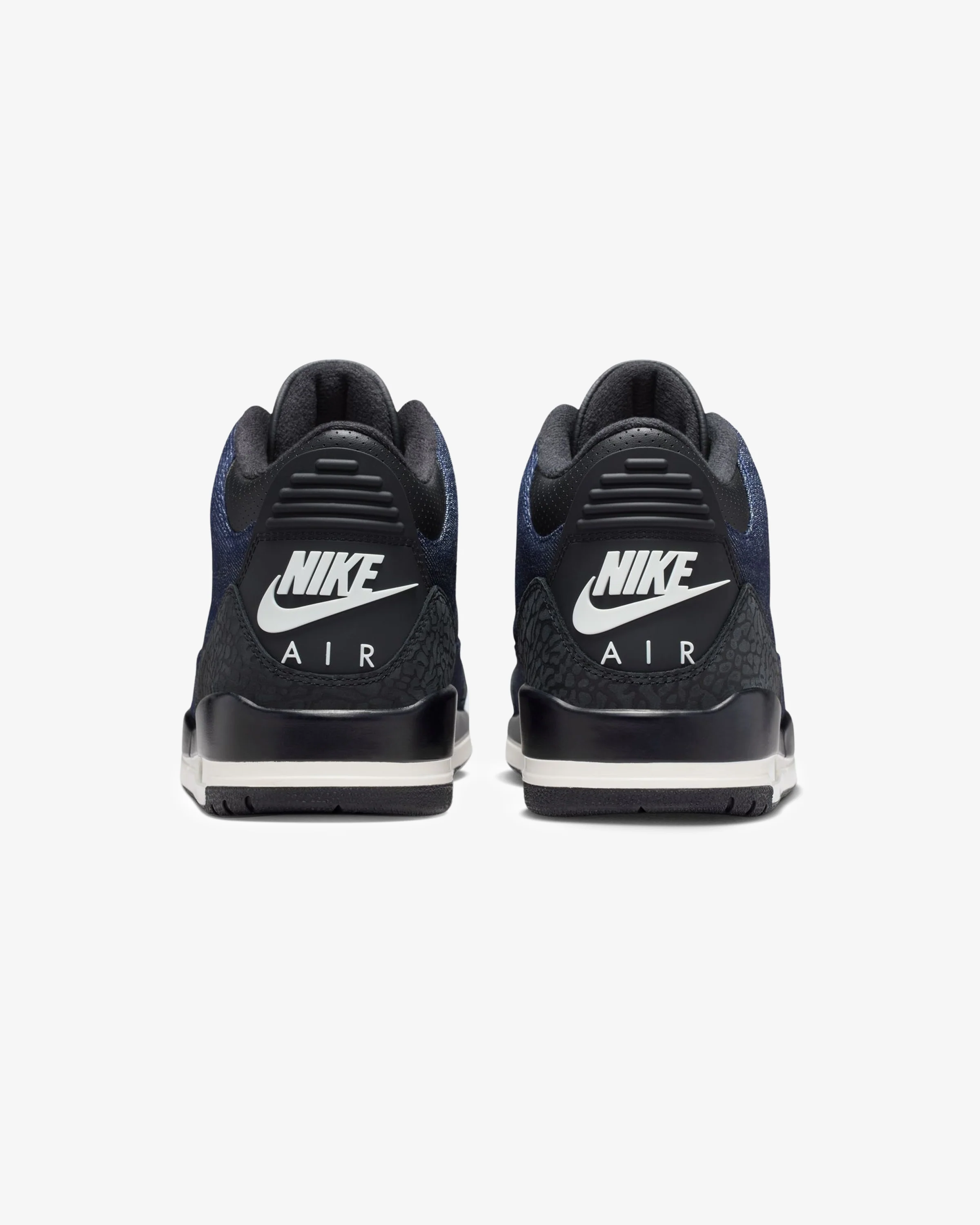 JORDAN X LEVI'S® AJ 3 RETRO - INDIGO/ GYM RED - Image 4