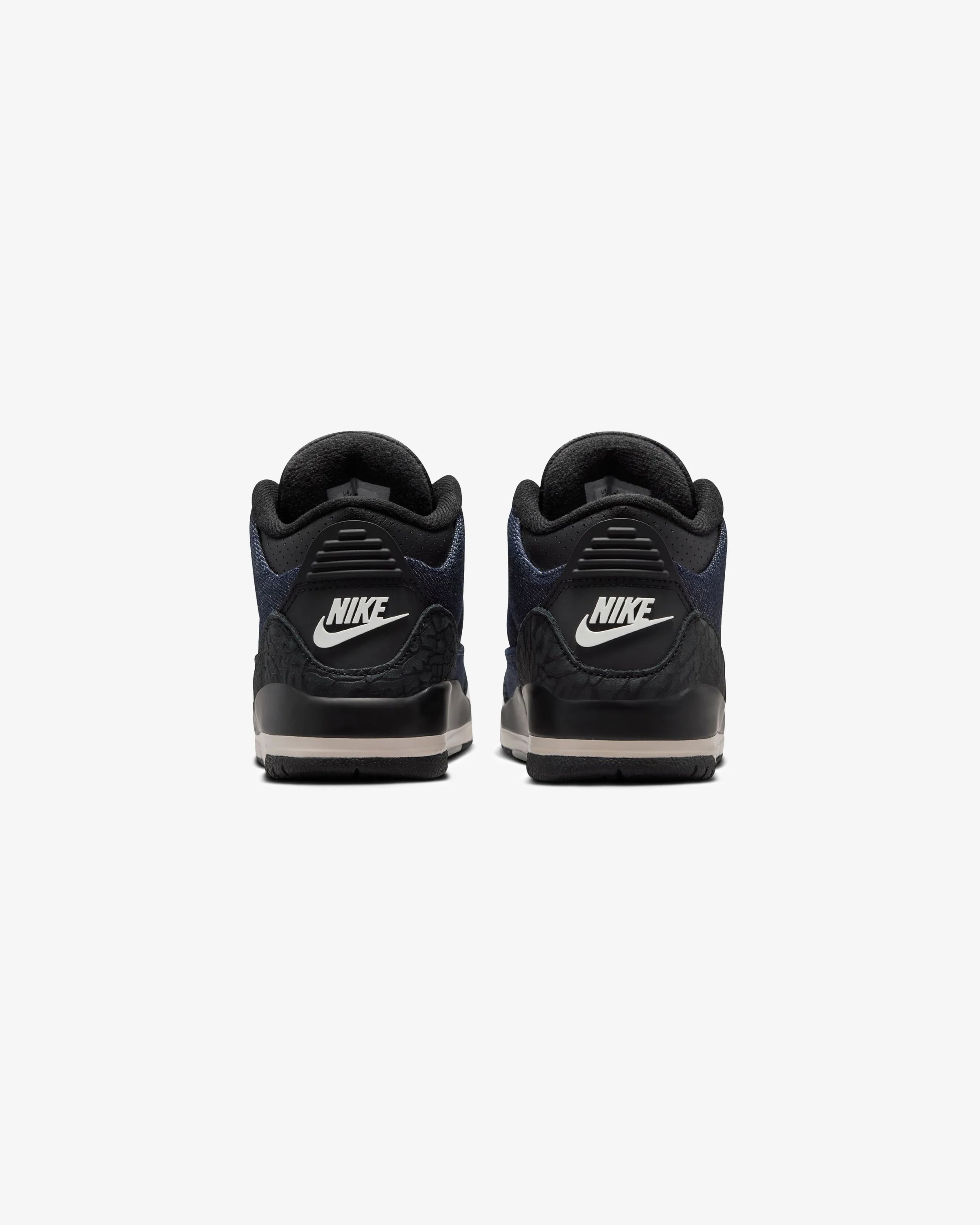JORDAN X LEVI'S®  PS AJ 3 RETRO - INDIGO/ GYM RED - Image 4