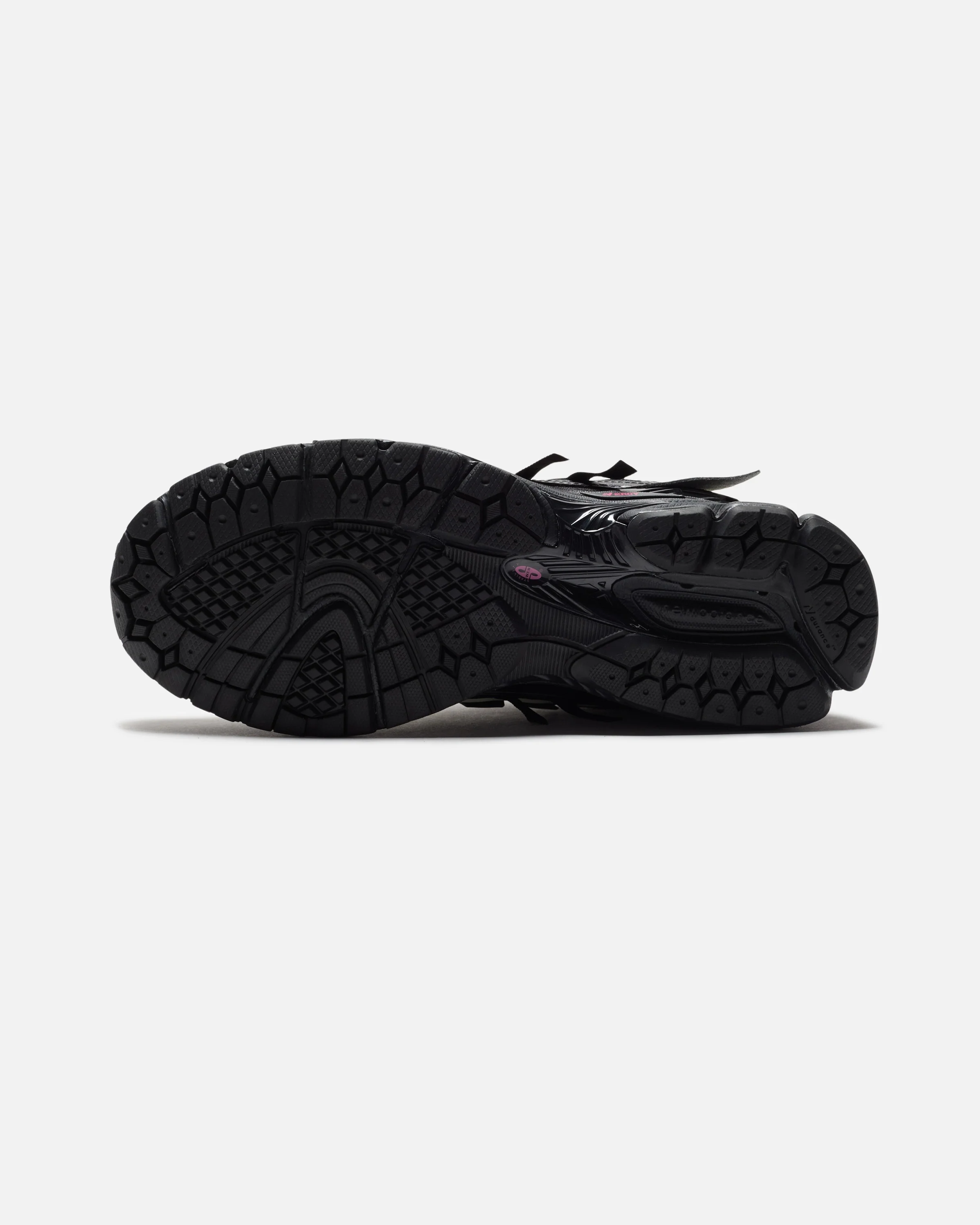 NEW BALANCE 1906 - BLACK/ DRAGONBERRY - Image 5