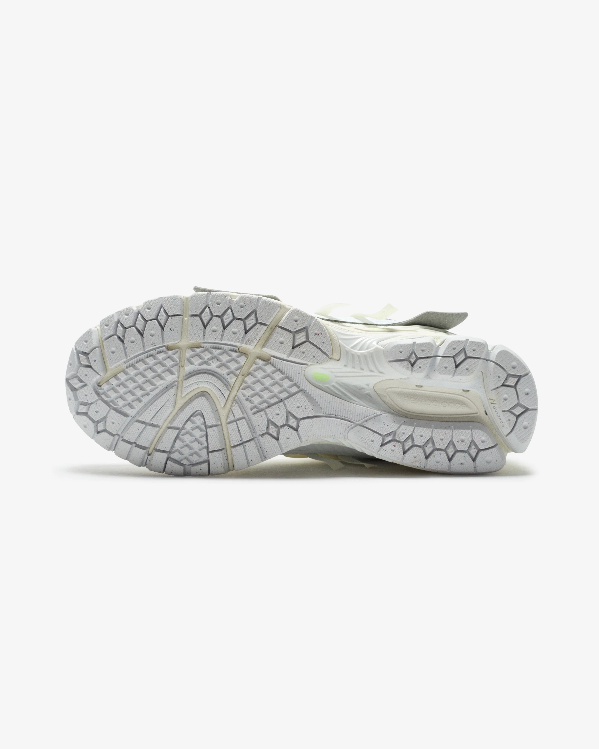 NEW BALANCE 1906 - WHITE/ MINTFLASH - Image 5