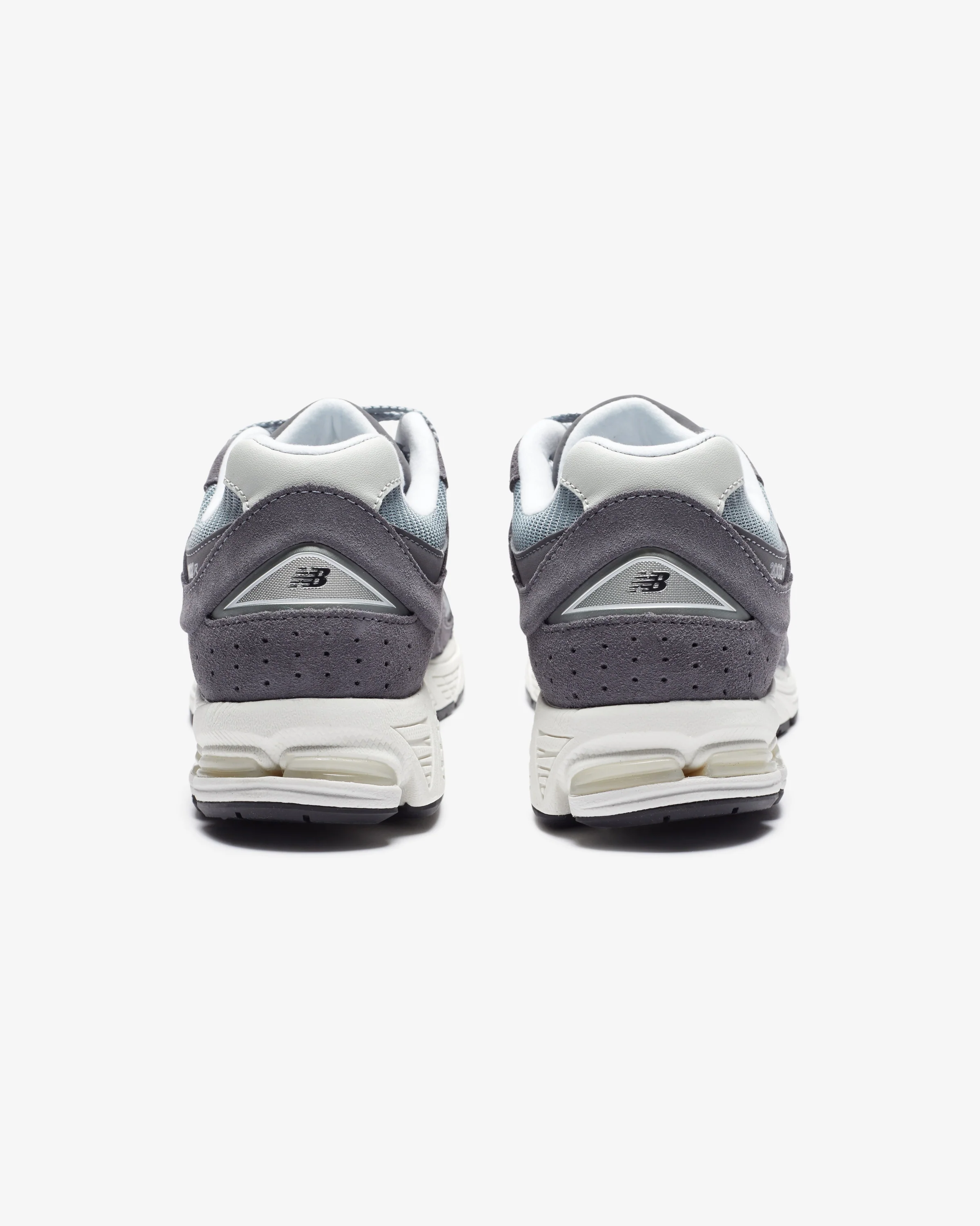 NEW BALANCE 2002R - MAGNET - Image 3