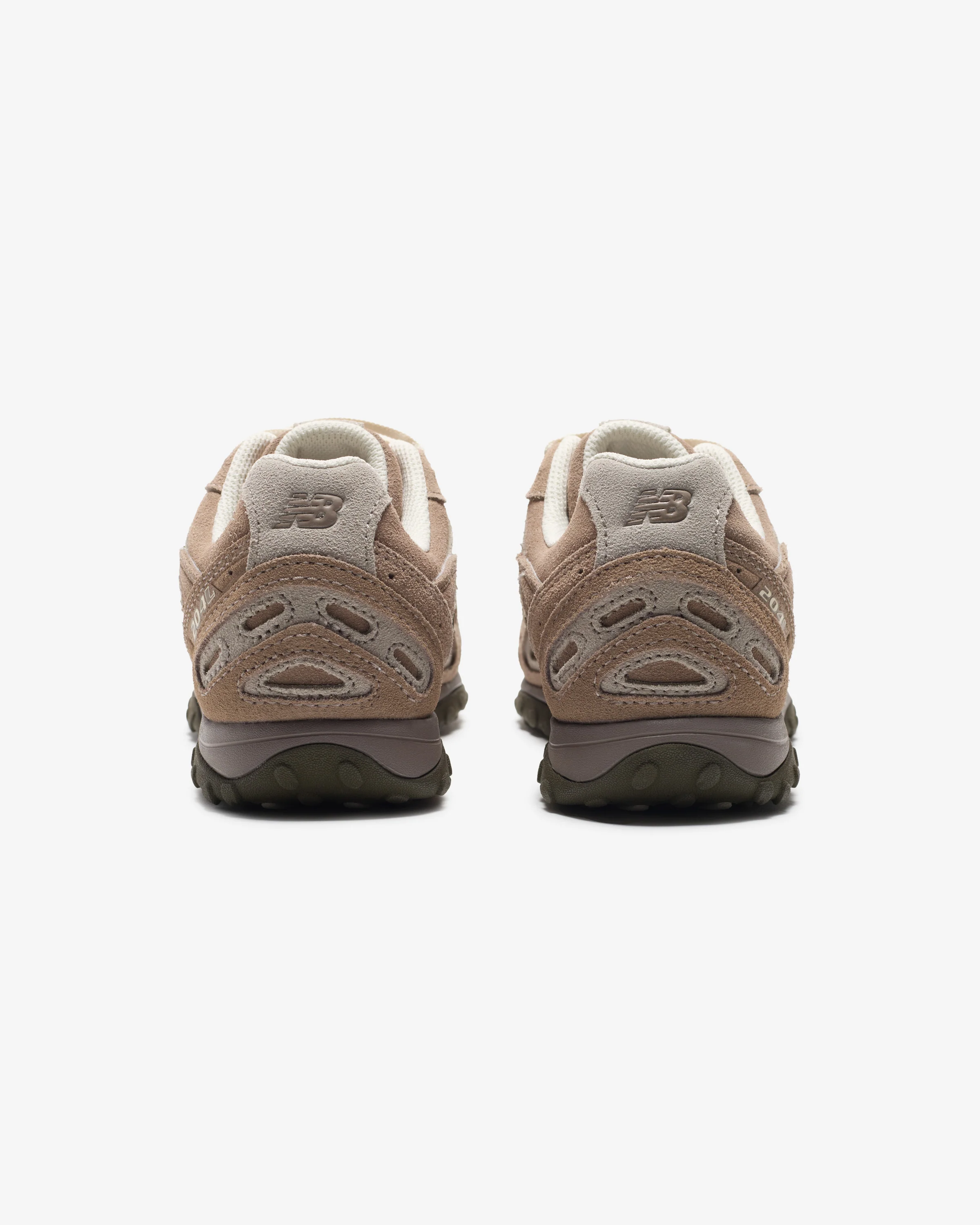 NEW BALANCE 204L - MUSHROOM/ ARID STONE - Image 3