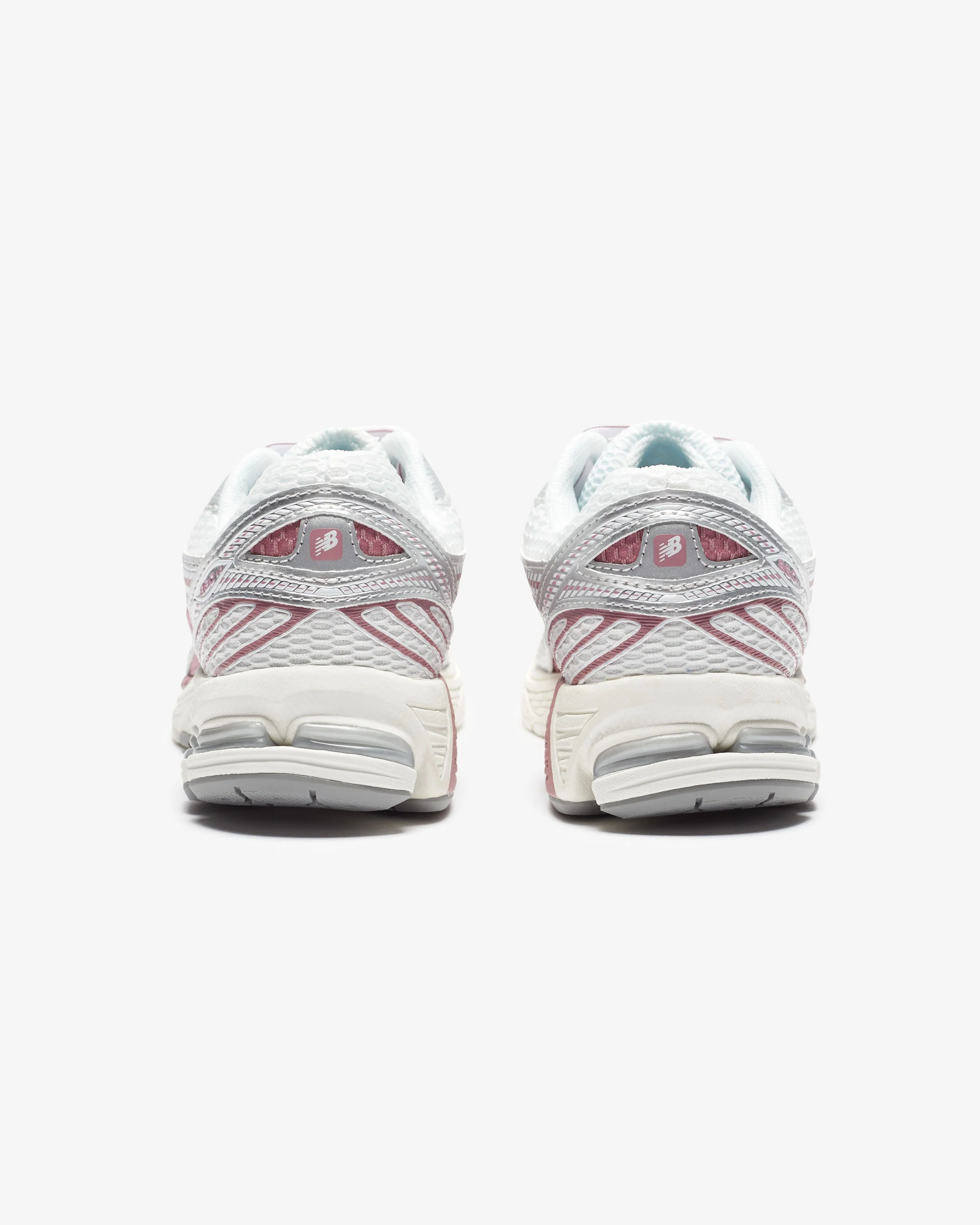NEW BALANCE 860 v2 - REFLECTION/ ROSEWOOD - Image 3