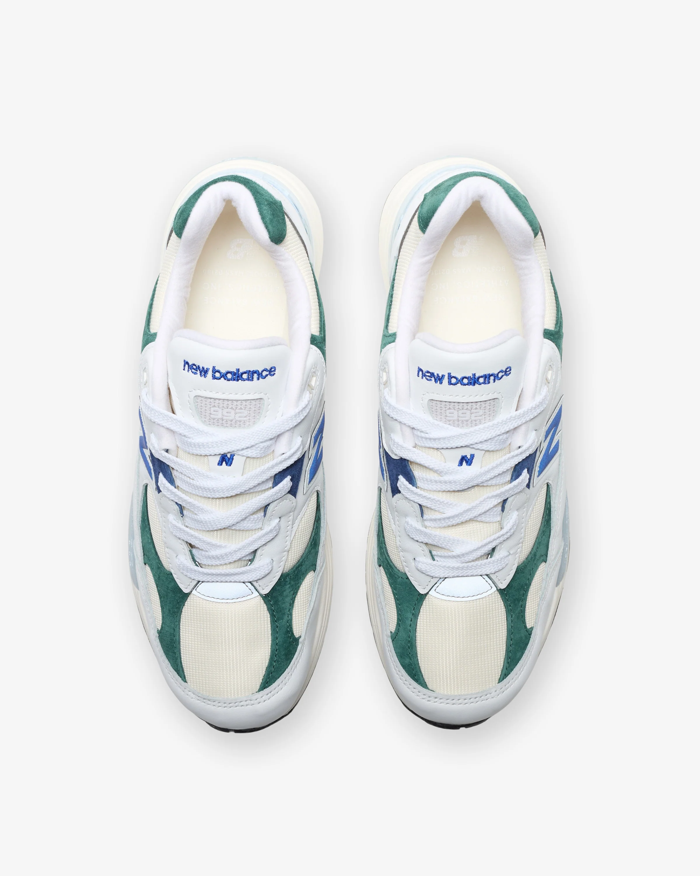 NEW BALANCE 992 'MADE IN USA' - WHITE/ MARSHGREEN - Image 4