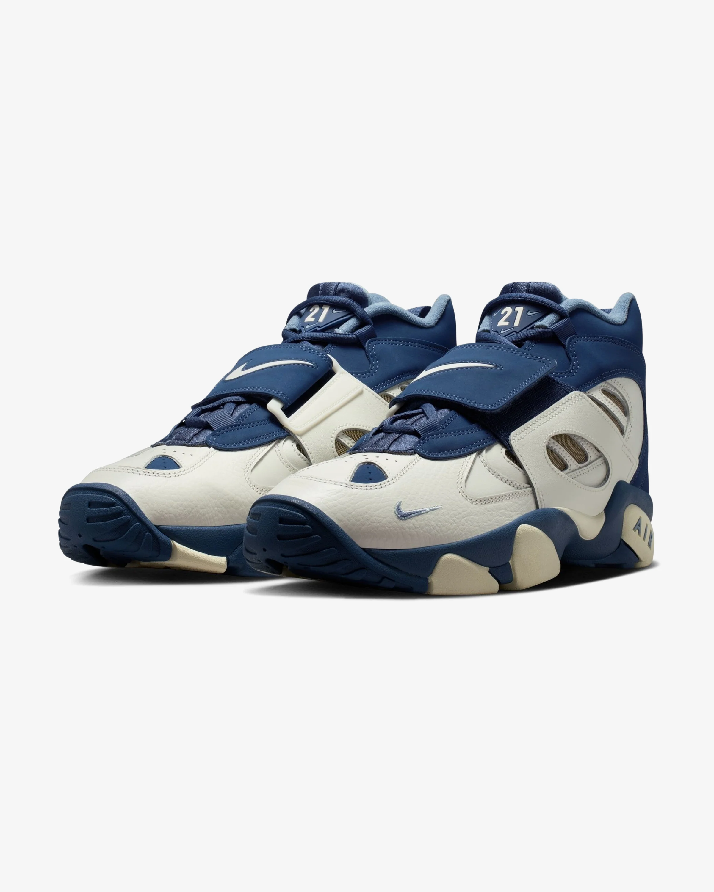 NIKE AIR DIAMOND TURF II - SAIL / MYSTIC NAVY / BLUE GREY