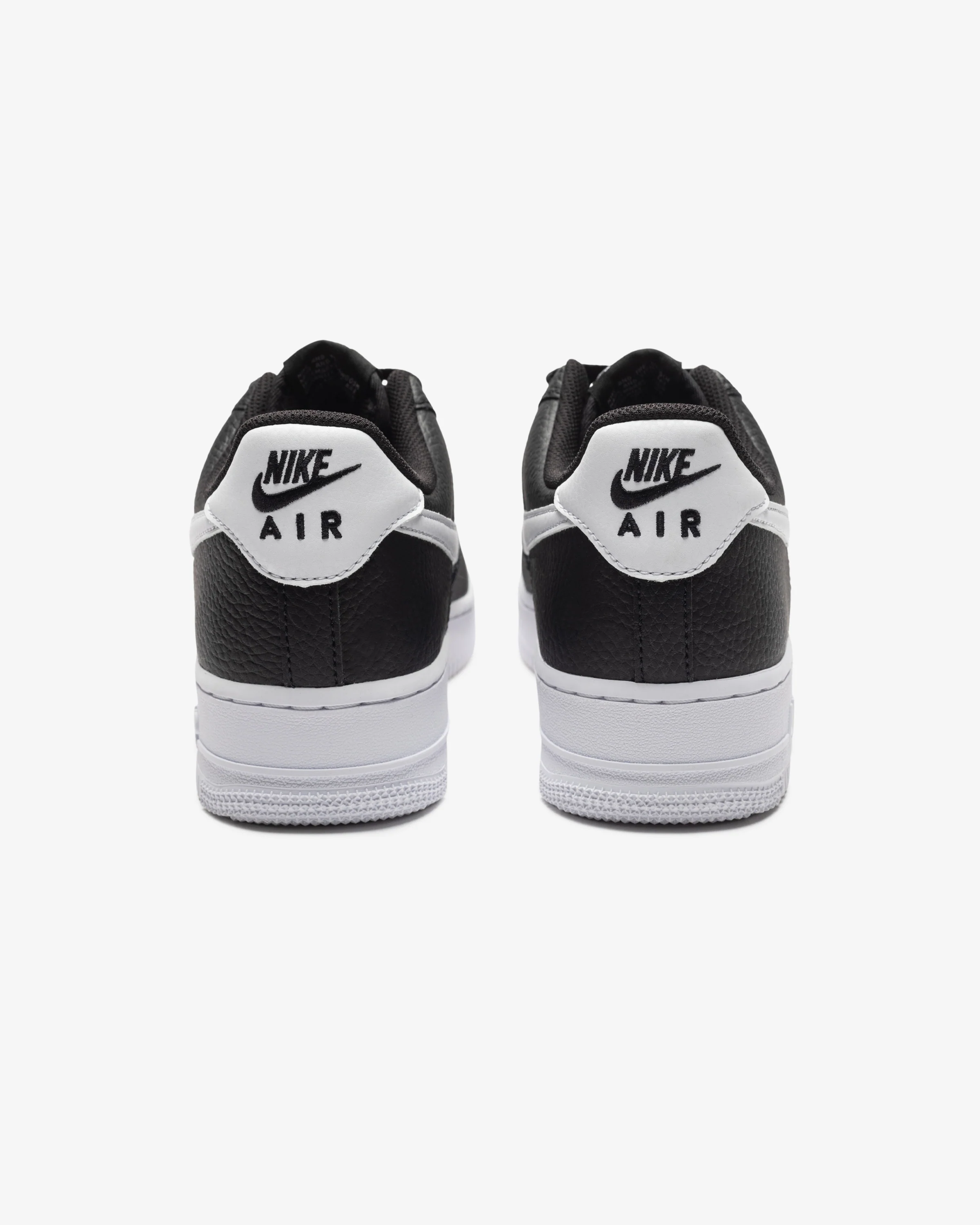 NIKE AIR FORCE 1 '07 - BLACK/ WHITE - Image 3