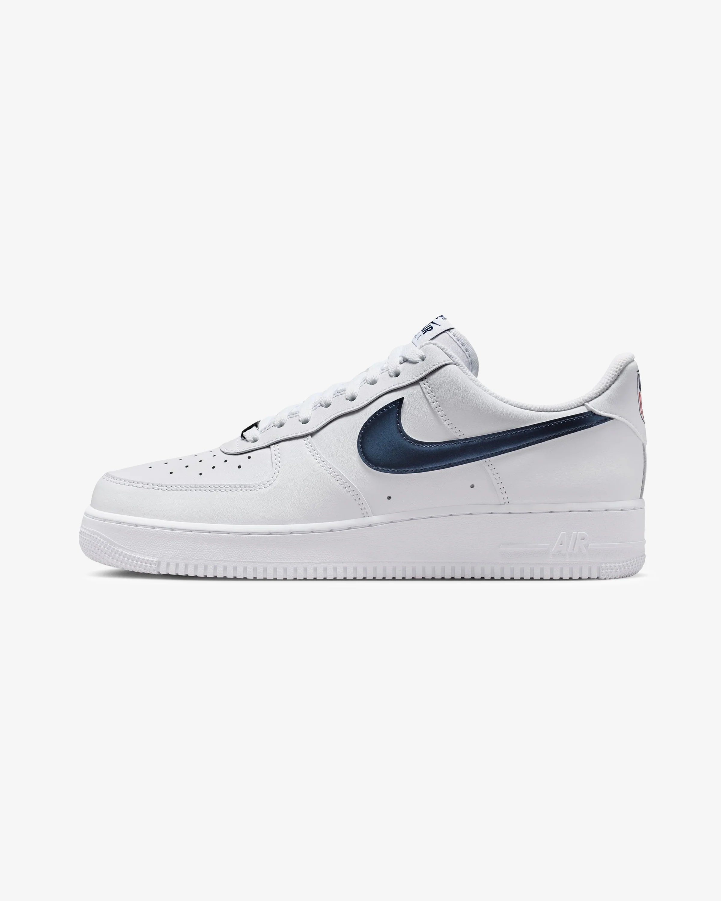 NIKE AIR FORCE 1 '07 LV8 - WHITE/ MIDNIGHT NAVY - Image 2