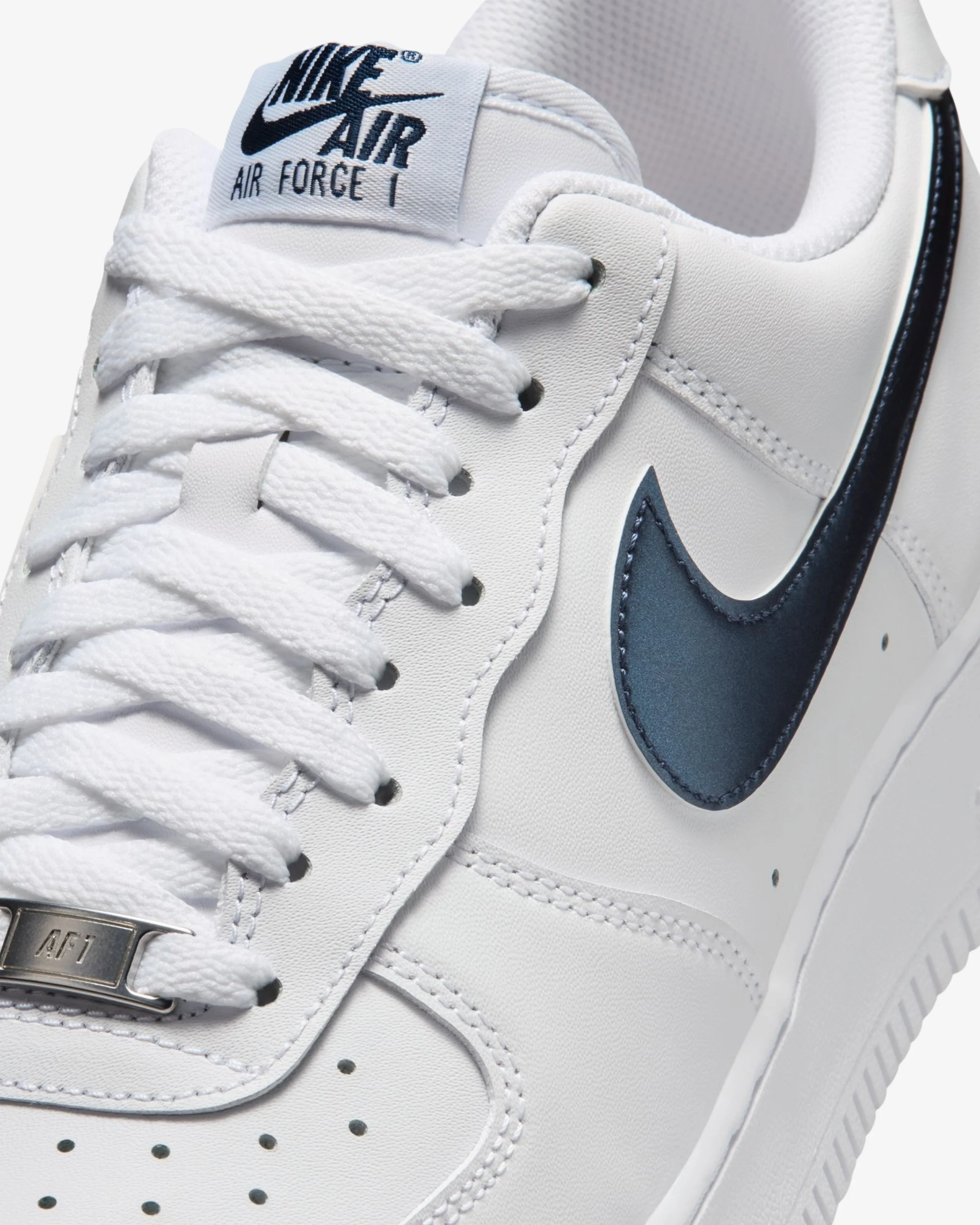 NIKE AIR FORCE 1 '07 LV8 - WHITE/ MIDNIGHT NAVY - Image 6