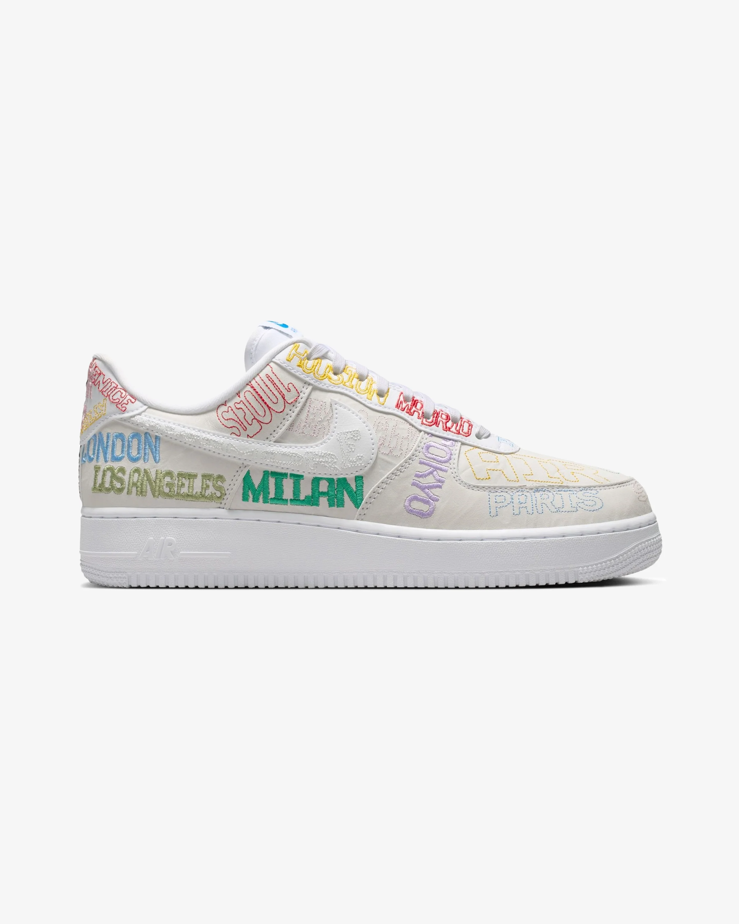 NIKE AIR FORCE 1 '07 LV8 'WORLD TOUR' - WHITE - Image 3
