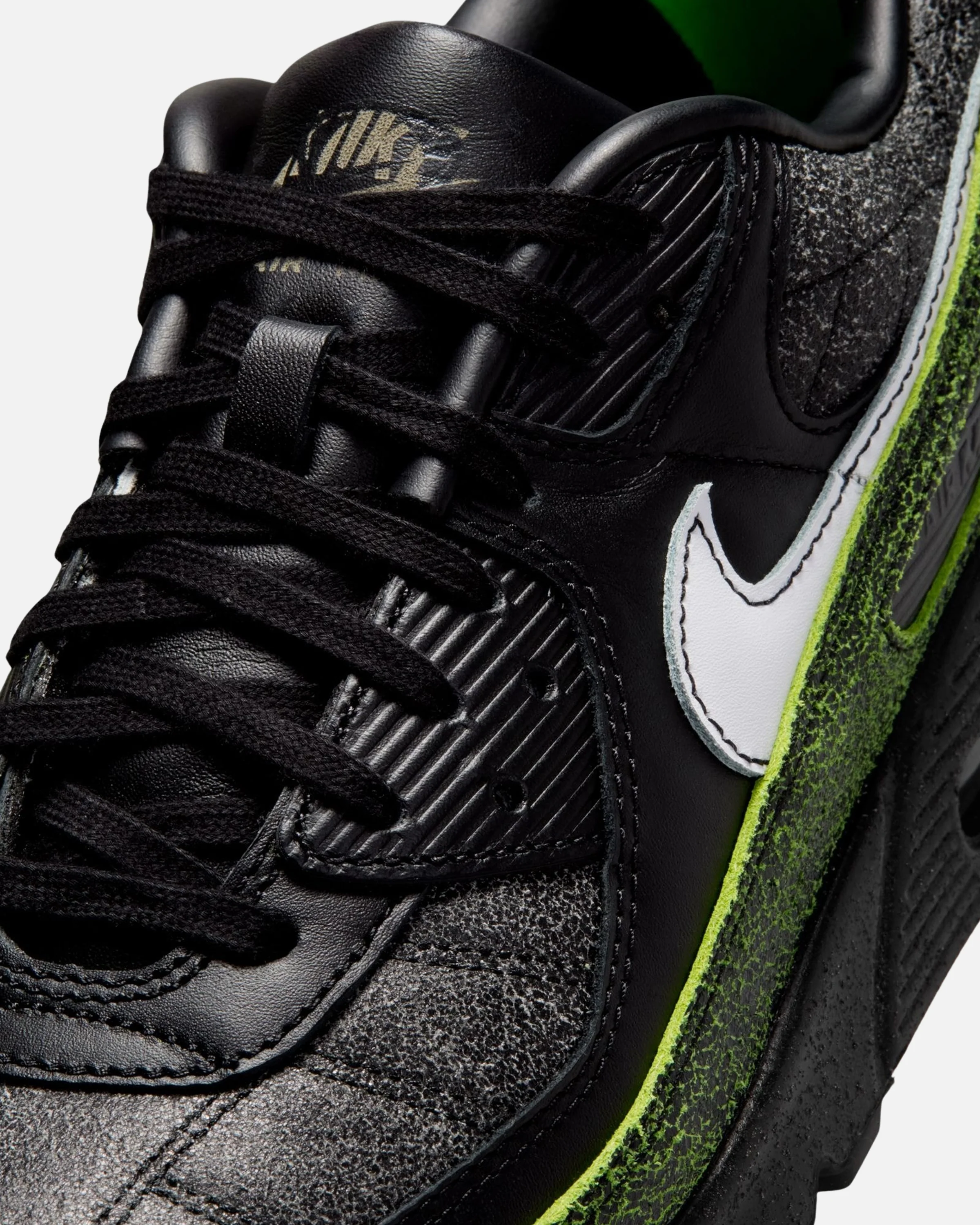 NIKE AIR MAX 90 - BLACK / WHITE / BLACK / VOLTAGE GREEN - Image 6
