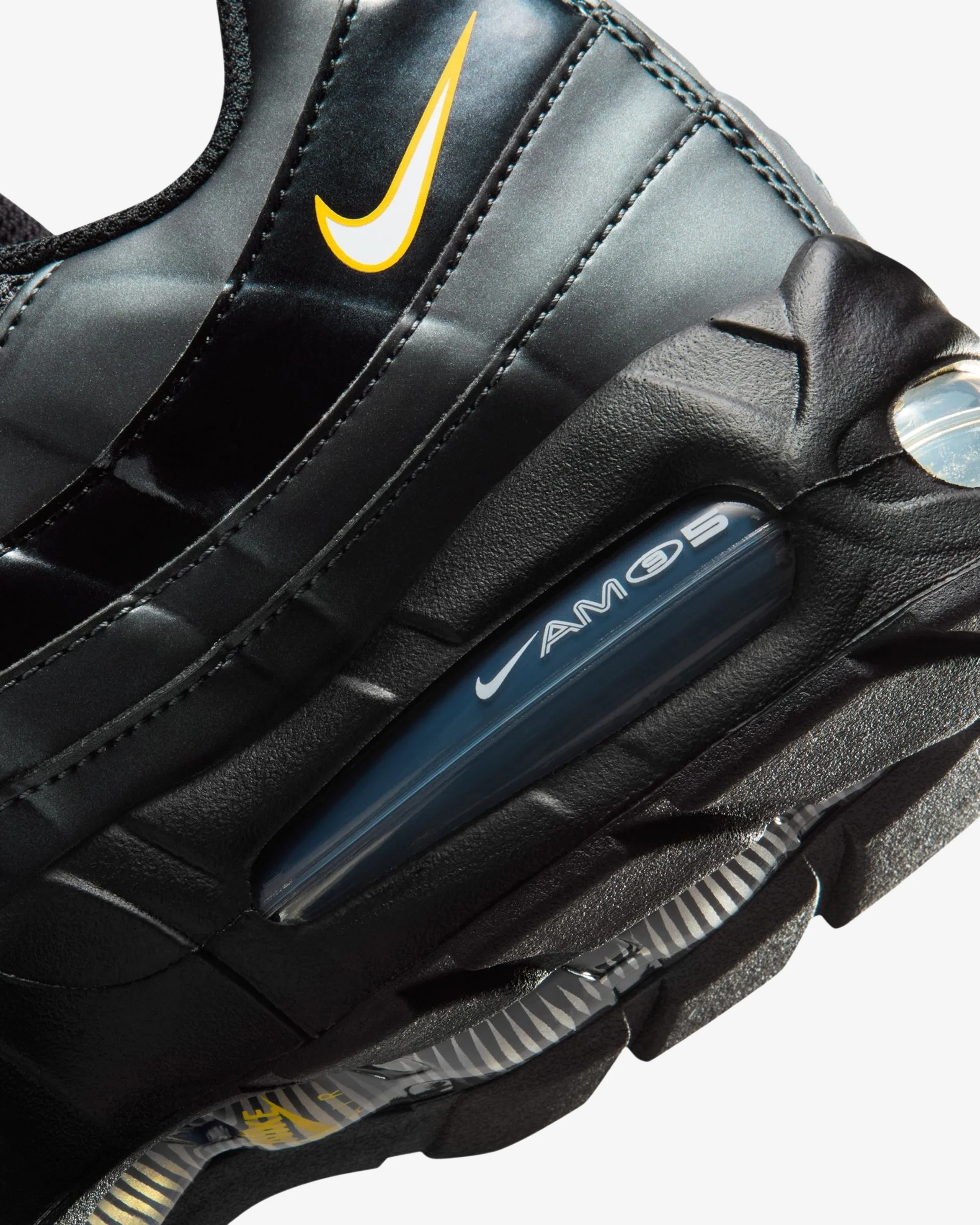 NIKE AIR MAX 95 - BLACK/ WHITE/ UNIVERSITY GOLD - Image 7