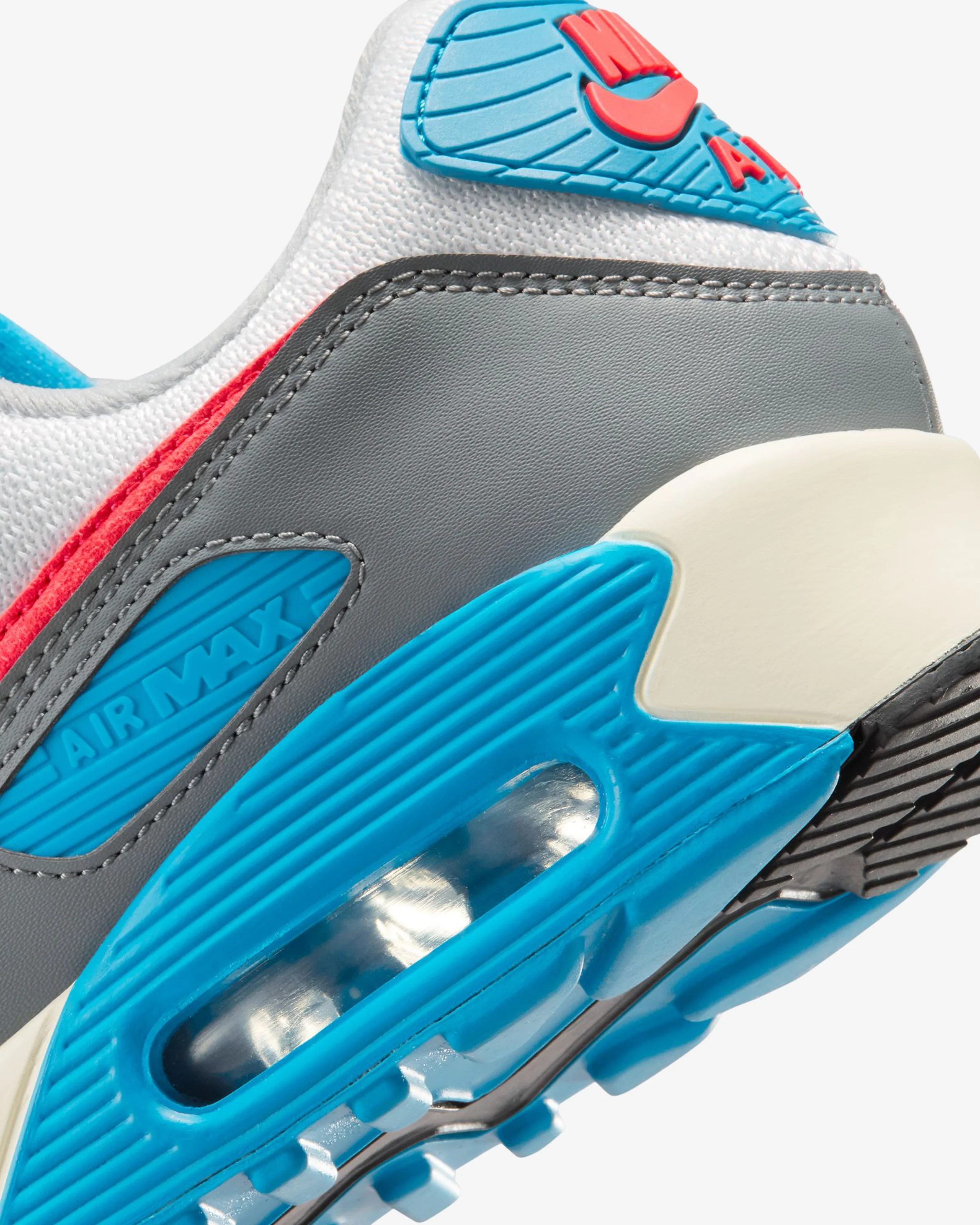 NIKE AIR MAX III - COOL GREY/ INFRARED 23 - Image 9