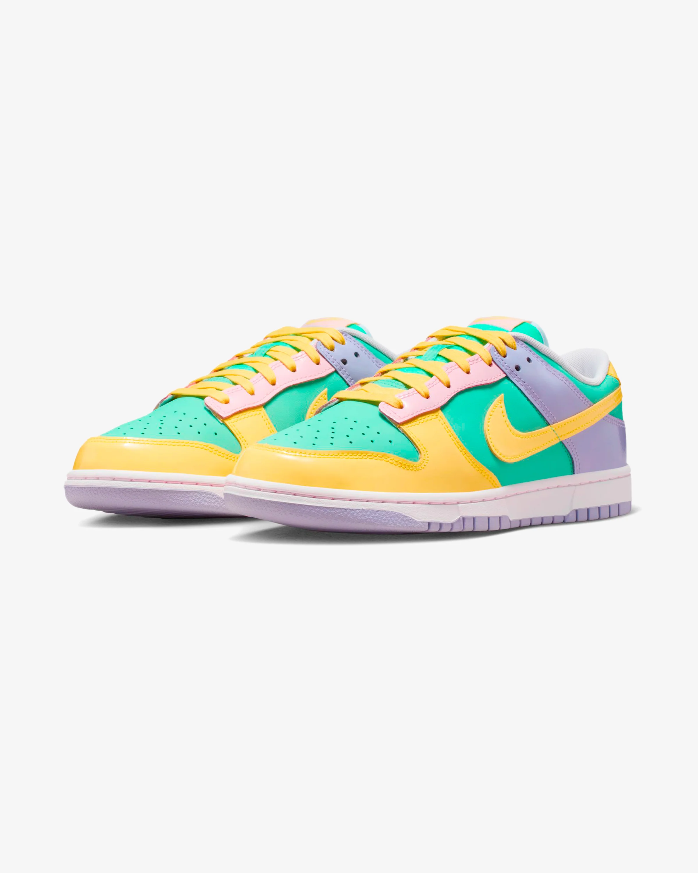 NIKE DUNK LOW RETRO - EMERALD RISE/ YELLOW PULSE/ HYDRANGEAS