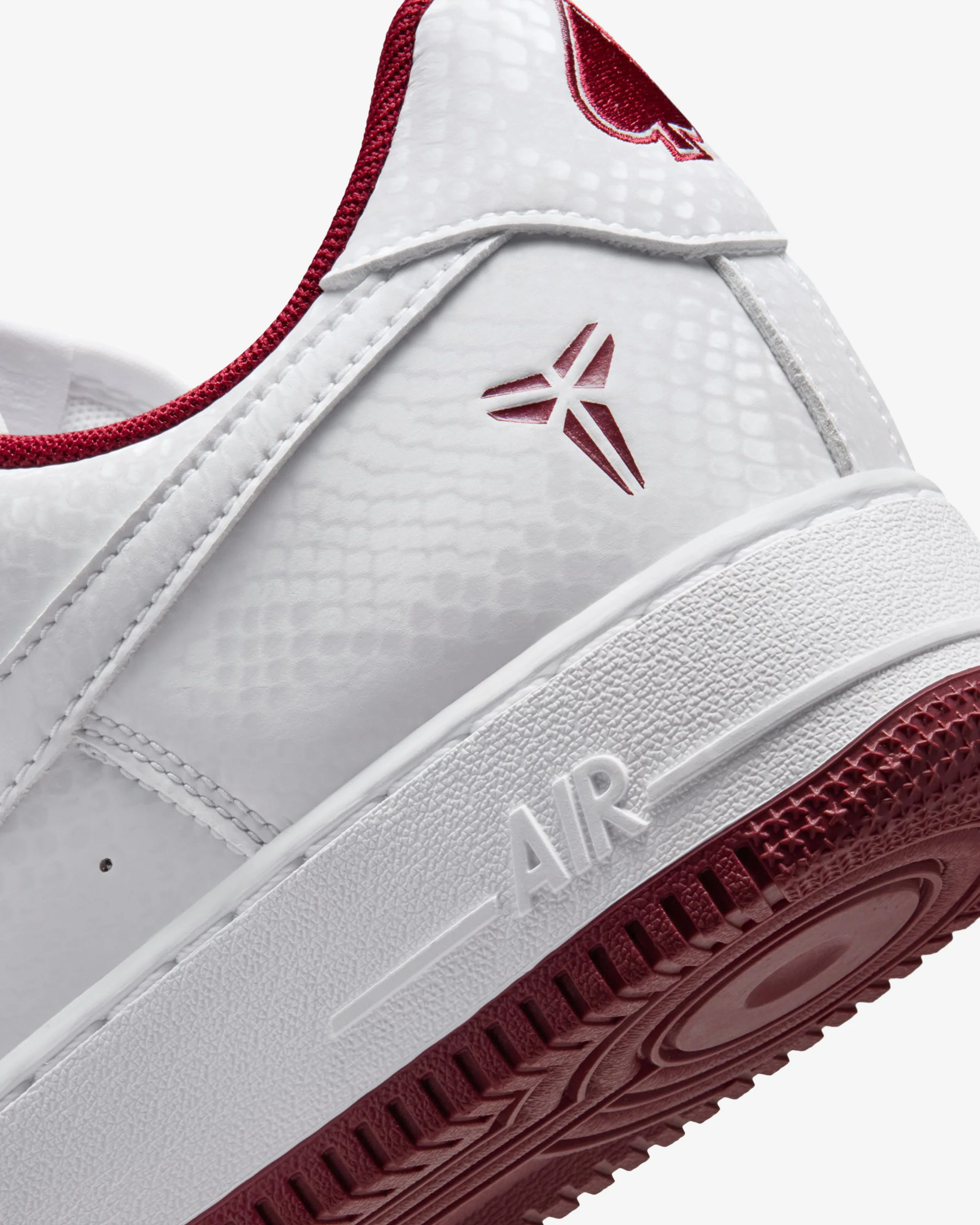 NIKE KOBE AIR FORCE 1 LOW - WHITE/ TEAM RED - Image 7