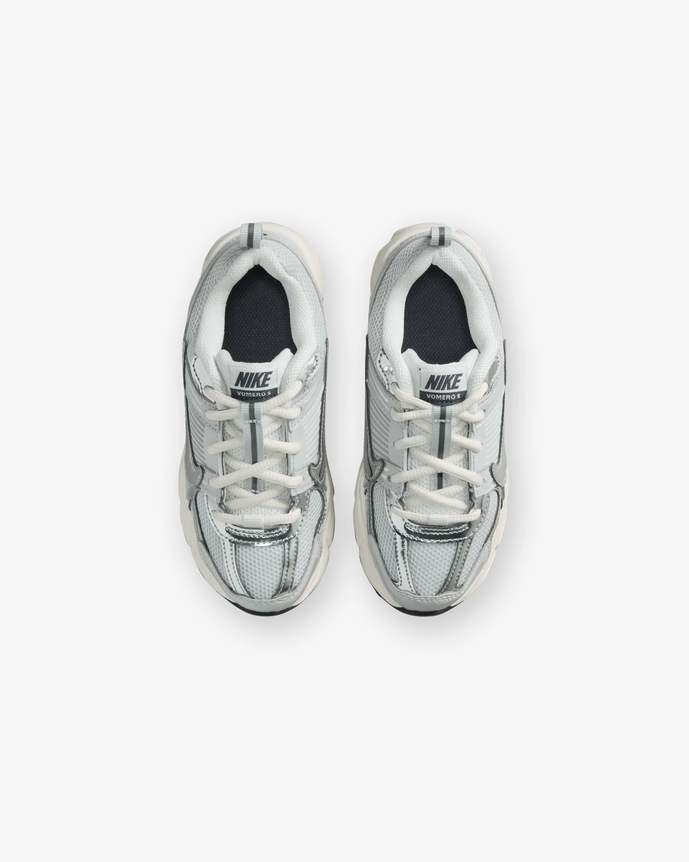 NIKE PS VOMERO 5 - PHOTON DUST/ CHROME/ GRIDIRON/ SAIL - Image 4
