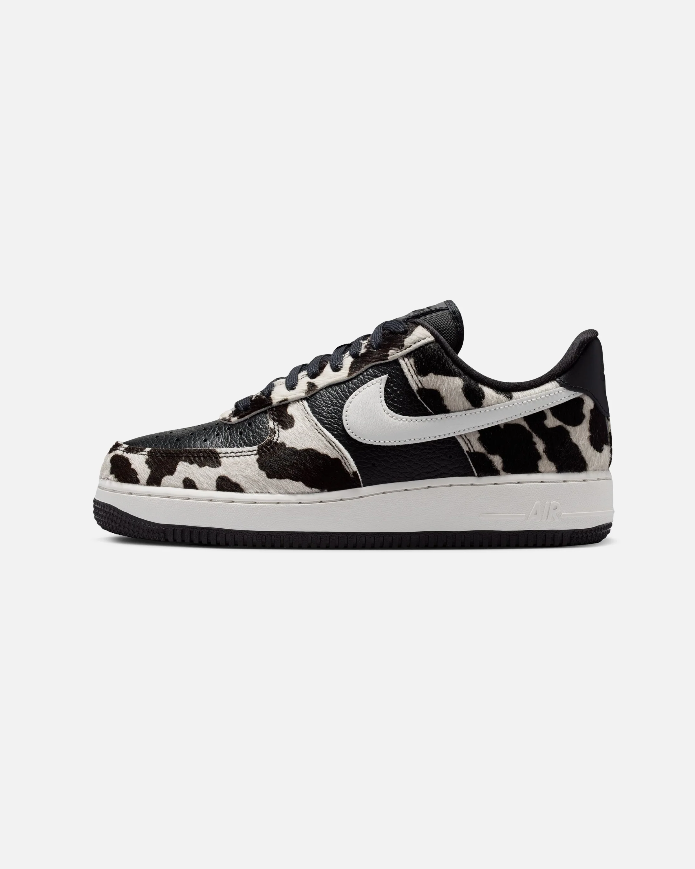 NIKE WMNS AIR FORCE 1 '07 - BLACK / PHANTOM - Image 2