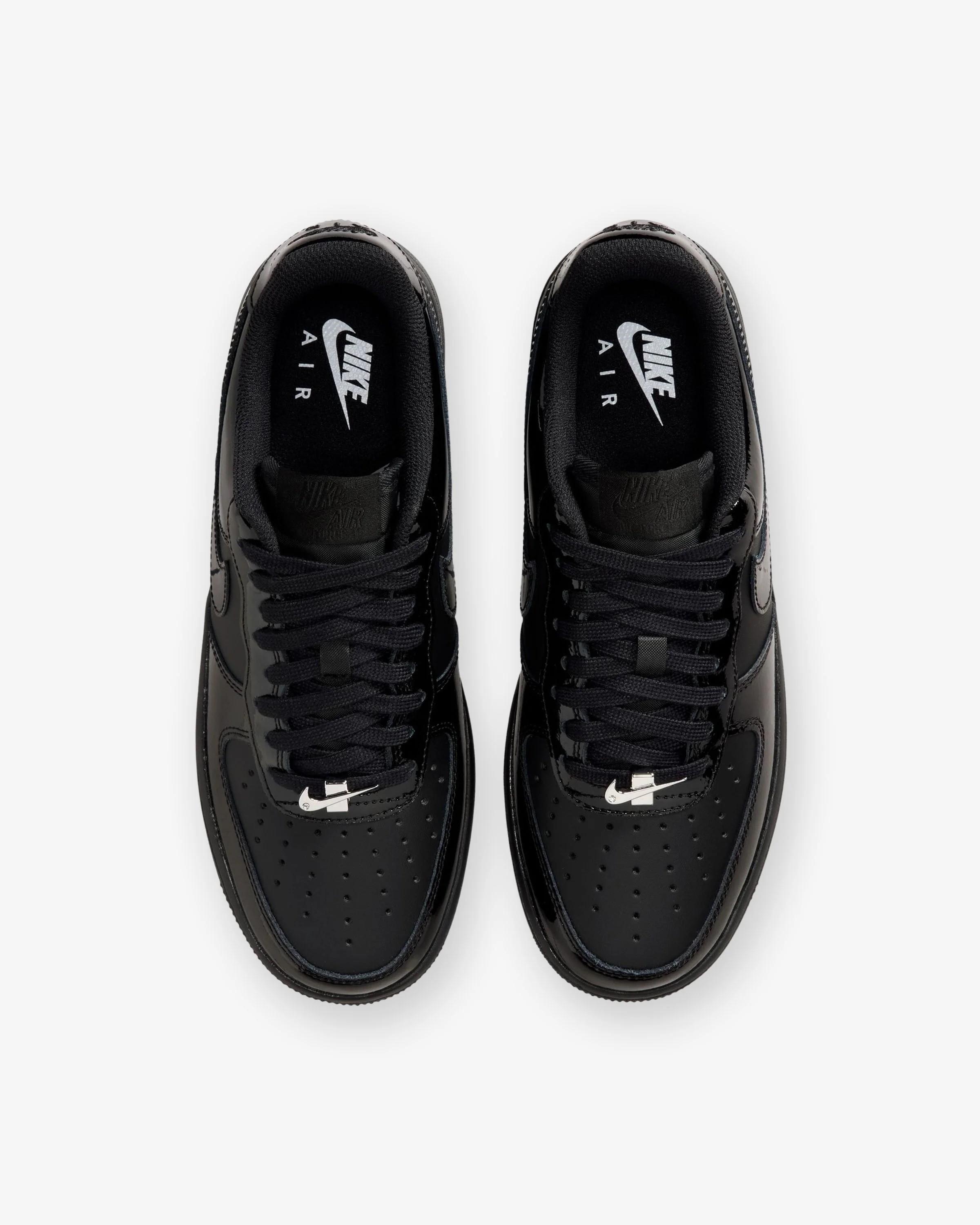 NIKE WMNS AIR FORCE 1 '07 - BLACK/ WHITE - Image 4