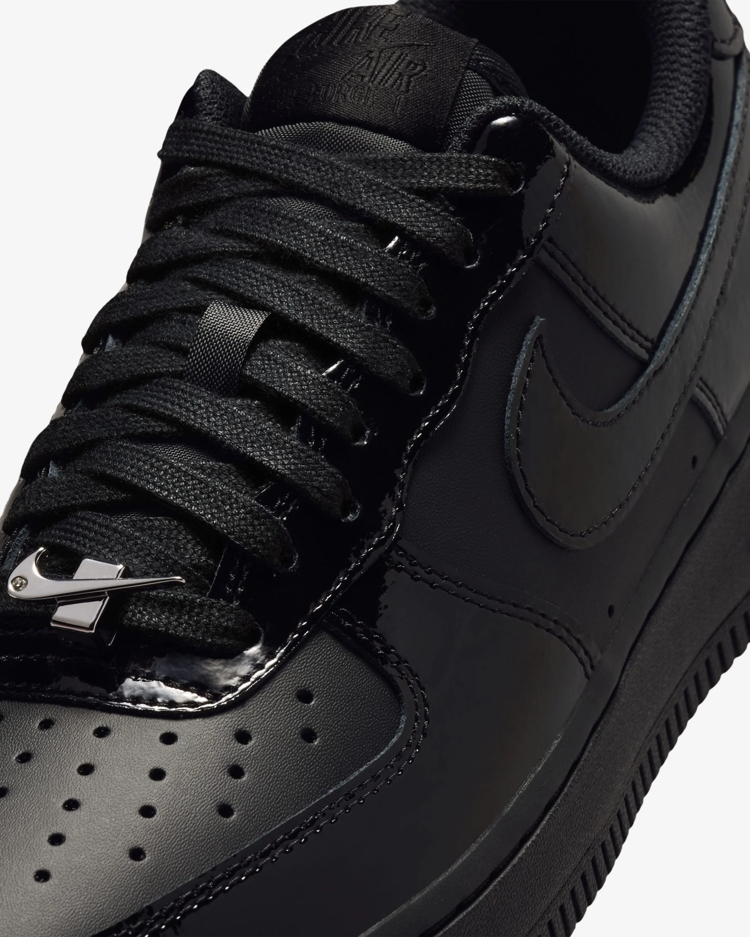 NIKE WMNS AIR FORCE 1 '07 - BLACK/ WHITE - Image 6