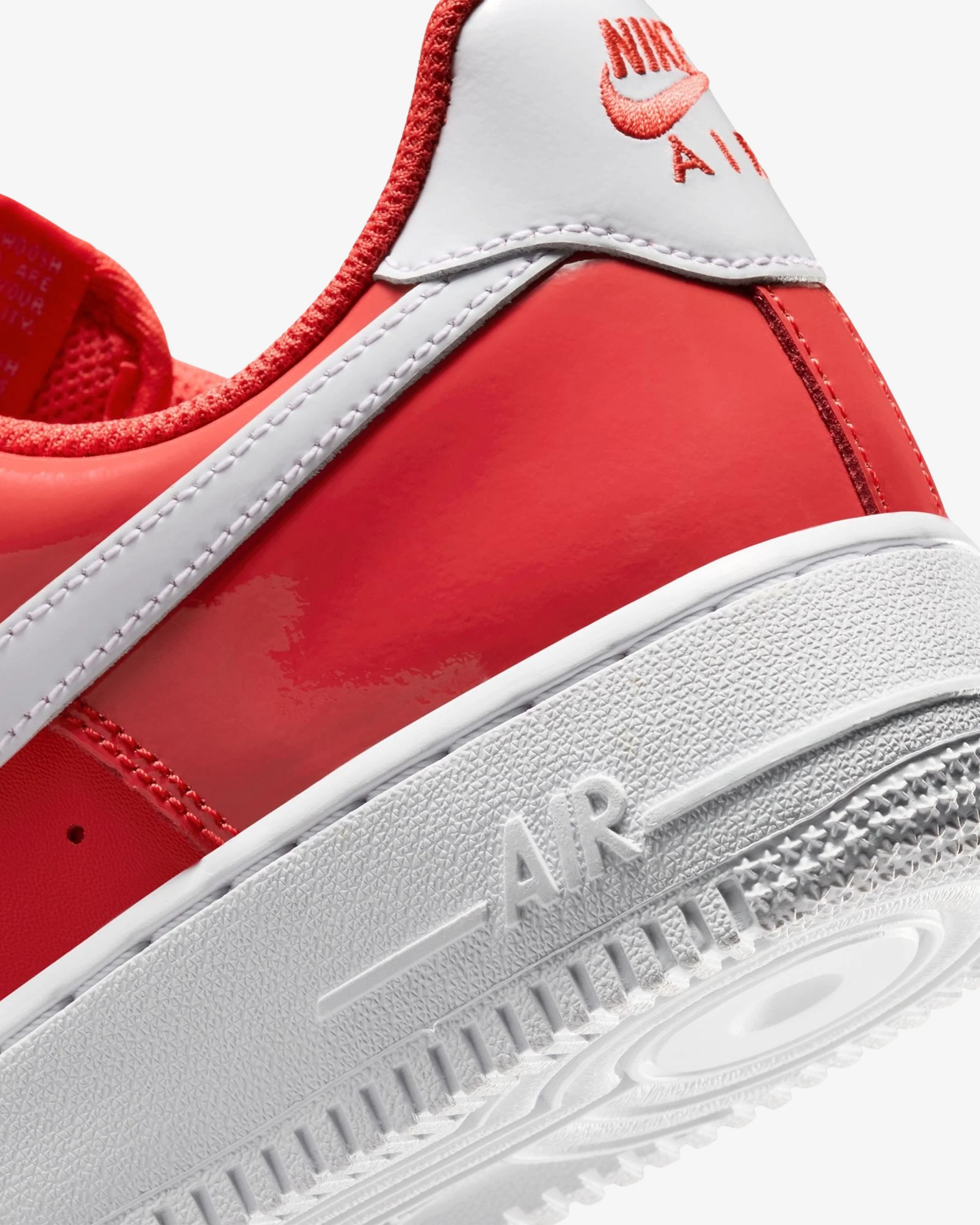 NIKE WMNS AIR FORCE 1 '07 - LIGHT CRIMSON/ WHITE - Image 7