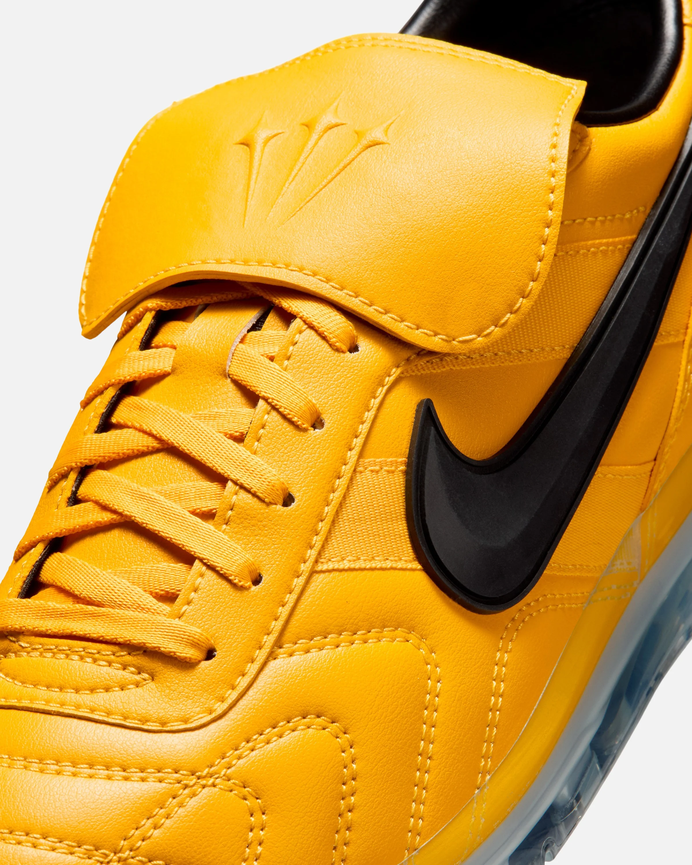 NIKE X NOCTA CRYOSHOT NCT - UNIVERSITY GOLD/ BLACK - Image 7