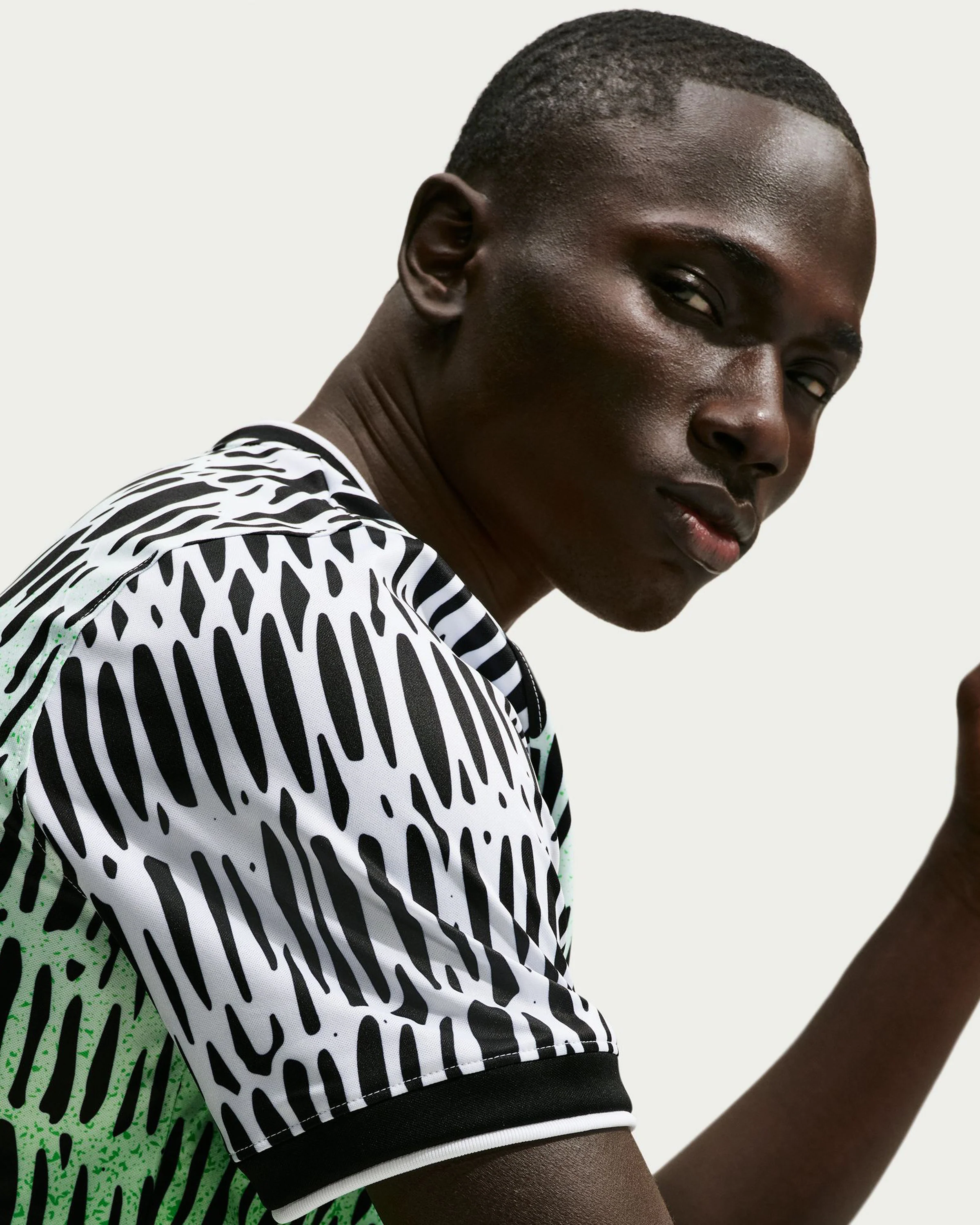 NIKE X SLAWN NG PREMATCH JERSEY - BLACK/ WHITE - Image 5