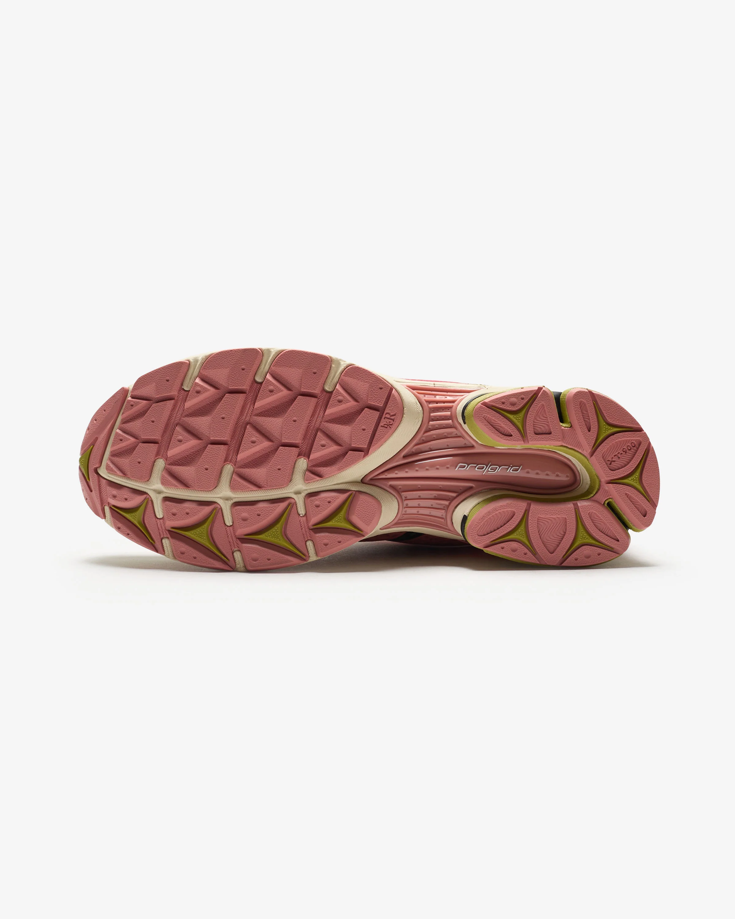 SAUCONY X JAE TIPS PROGRID TRIUMPH 4 - PEACH/ LEAF - Image 6