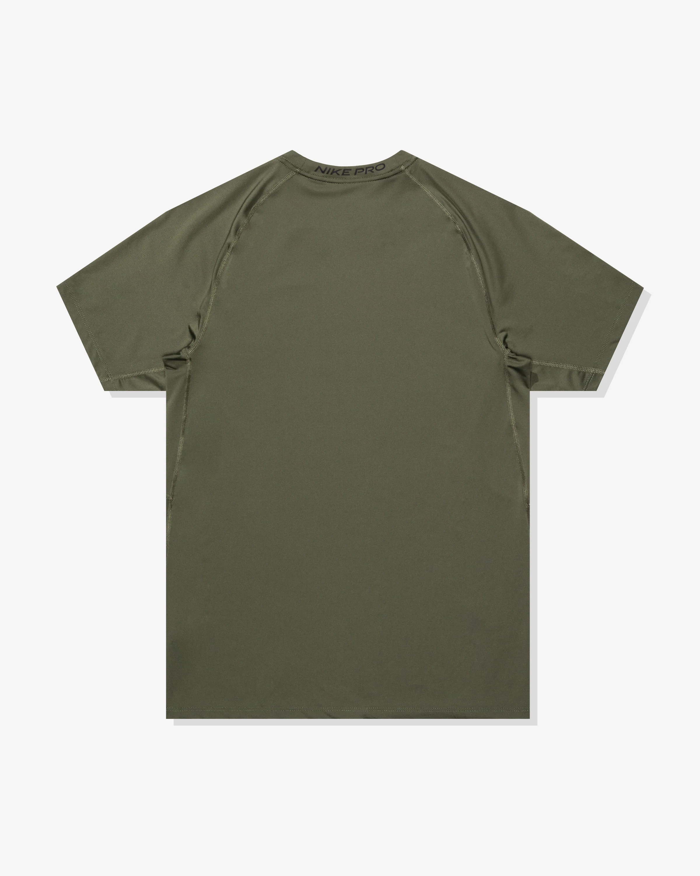 UACTP X NIKE NRG DF SLIM SS TOP - MEDIUM OLIVE - Image 2