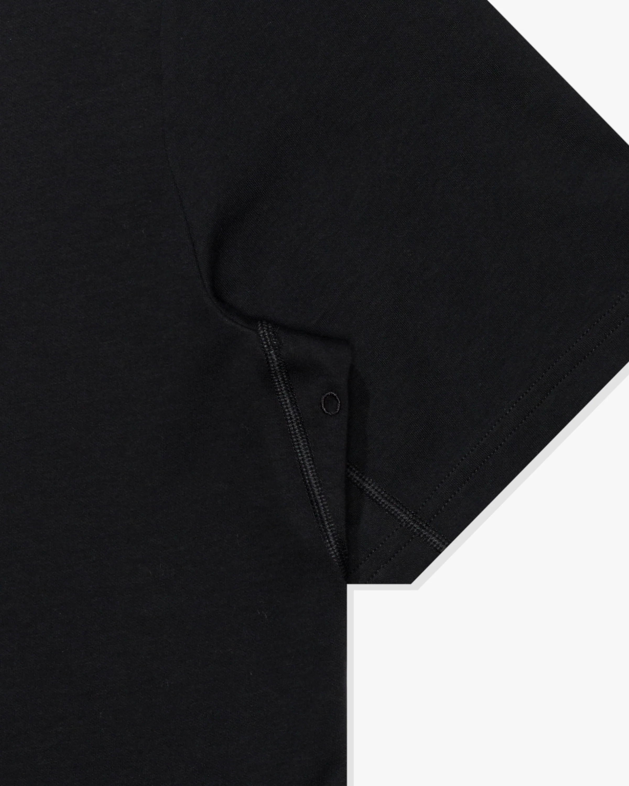 UACTP X NIKE NRG PRIMARY SS TOP - BLACK - Image 4