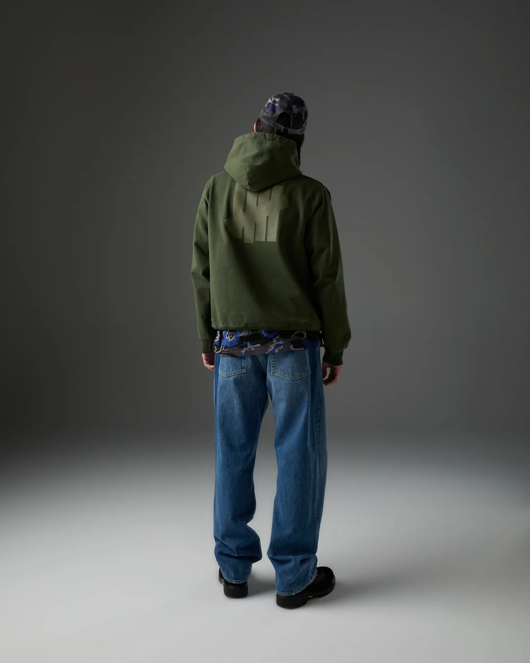 UNDEFEATED CLASSIC ICON PULLOVER HOOD - Image 15