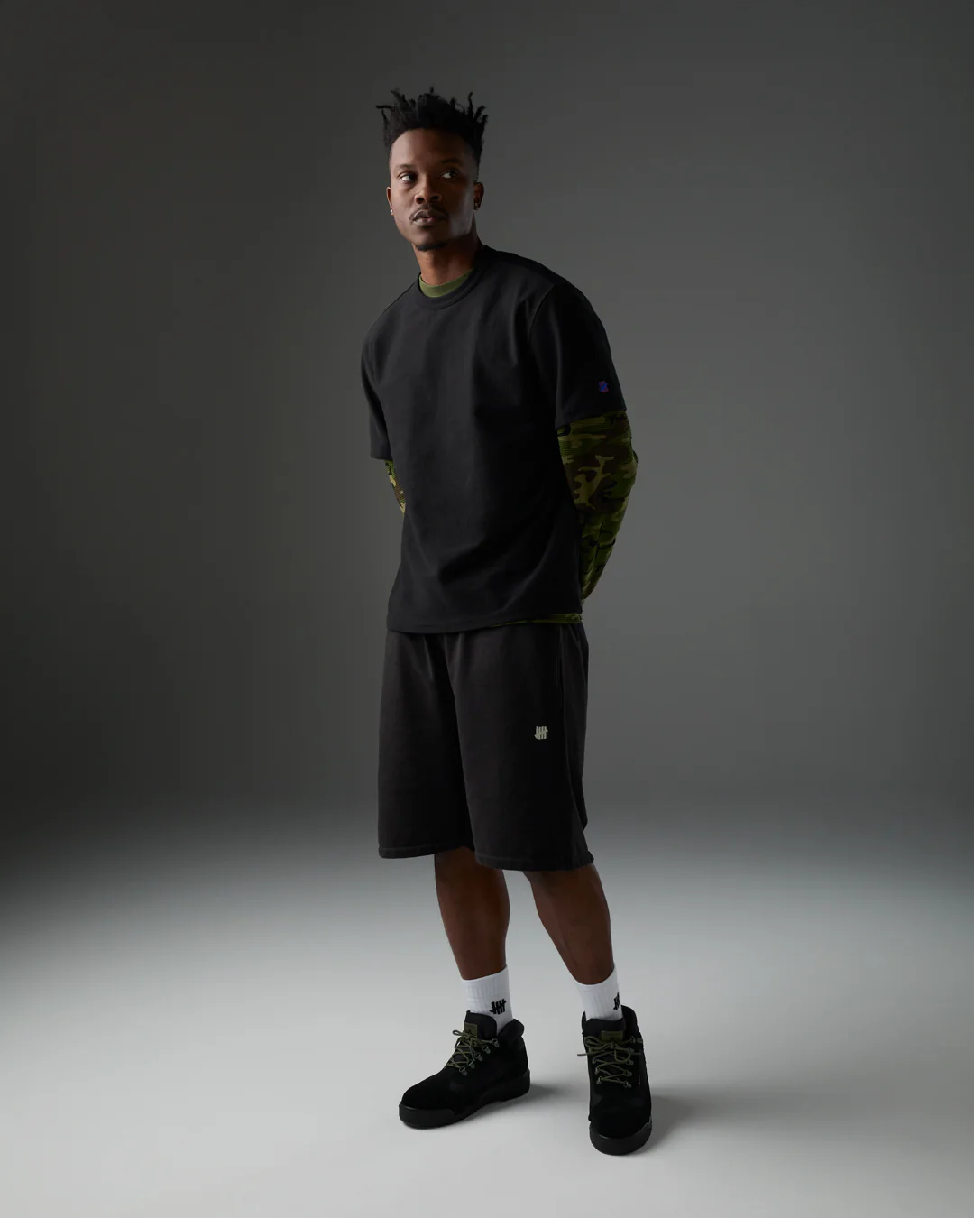 UNDEFEATED ICON SWEATSHORT - Image 10