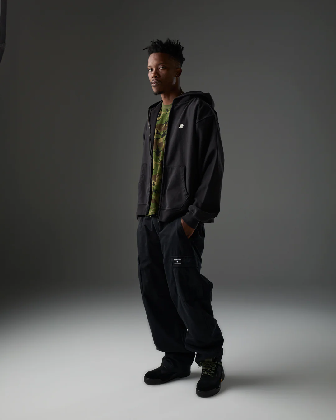 UNDEFEATED ICON ZIP HOOD - Image 10