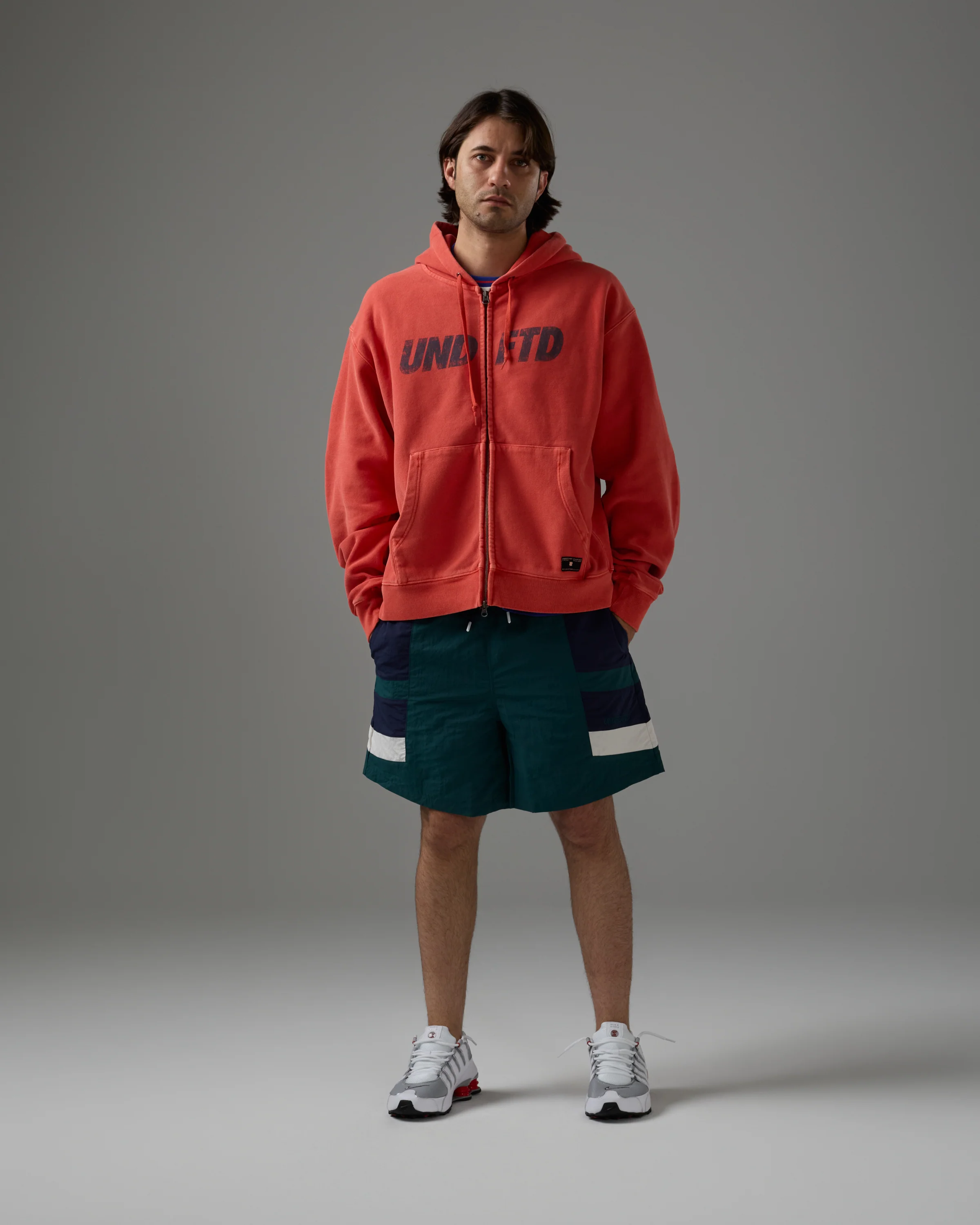 UNDEFEATED LIGHTWEIGHT ZIP HOOD - Image 10